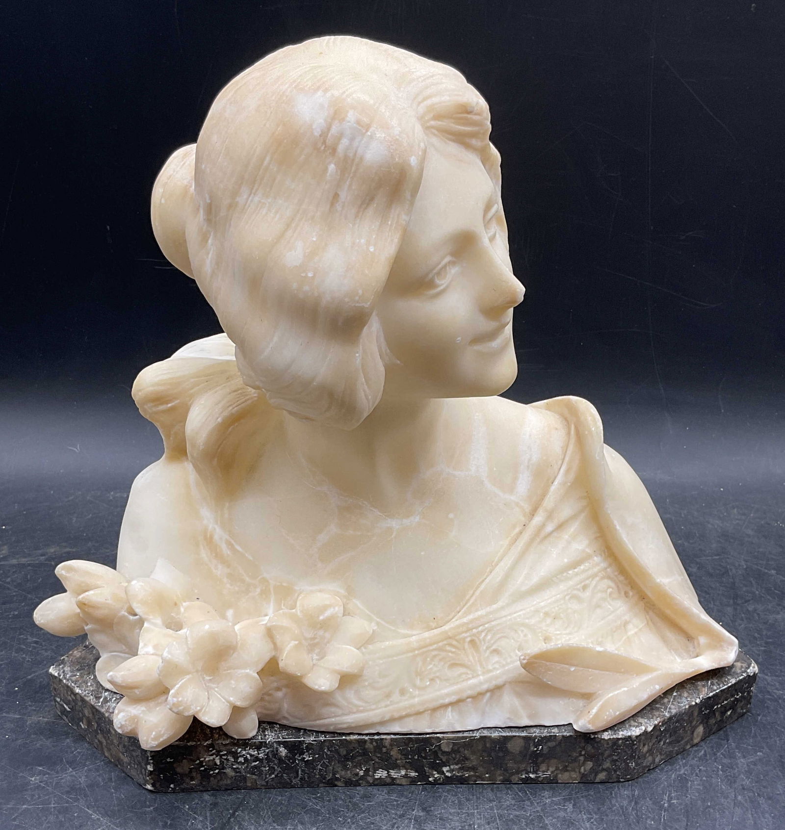 Vintage Carved Alabaster Bust of a Woman (1 of 6)