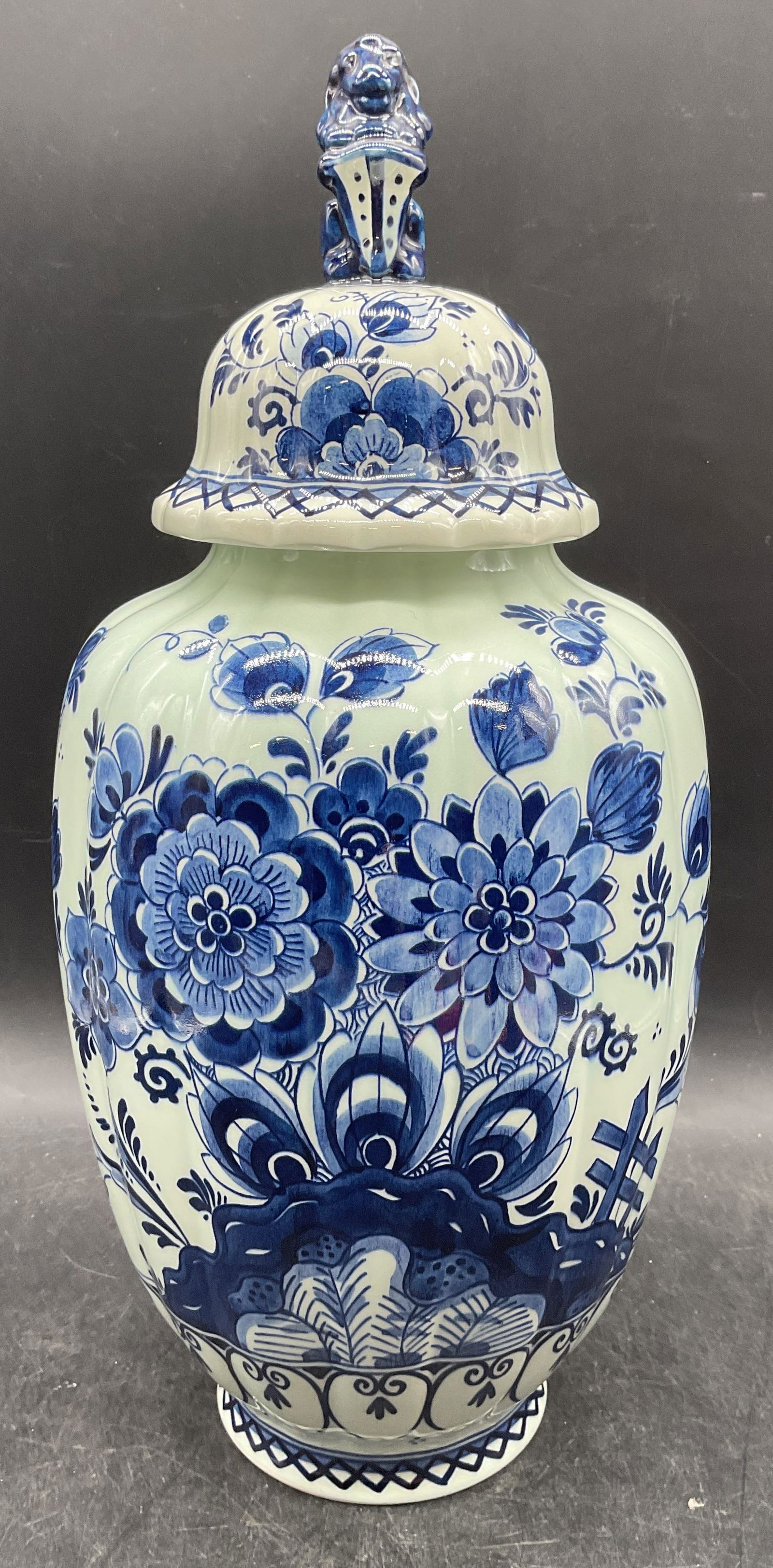 Koninklijke Delft Porcelain Ginger Jar, Holland (1 of 6)