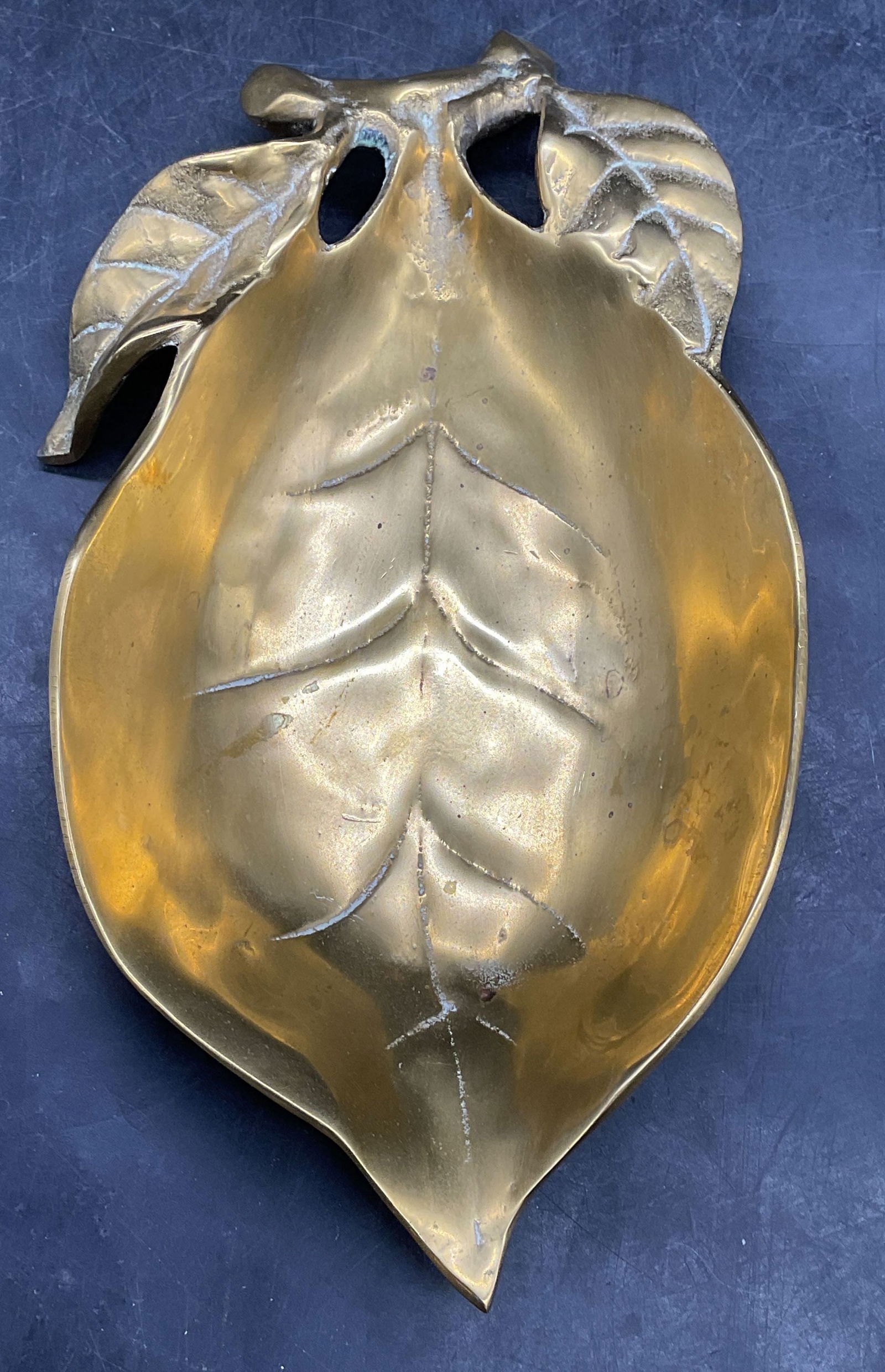 Vintage Neiman Marcus Brass Leaf Bowl (1 of 6)