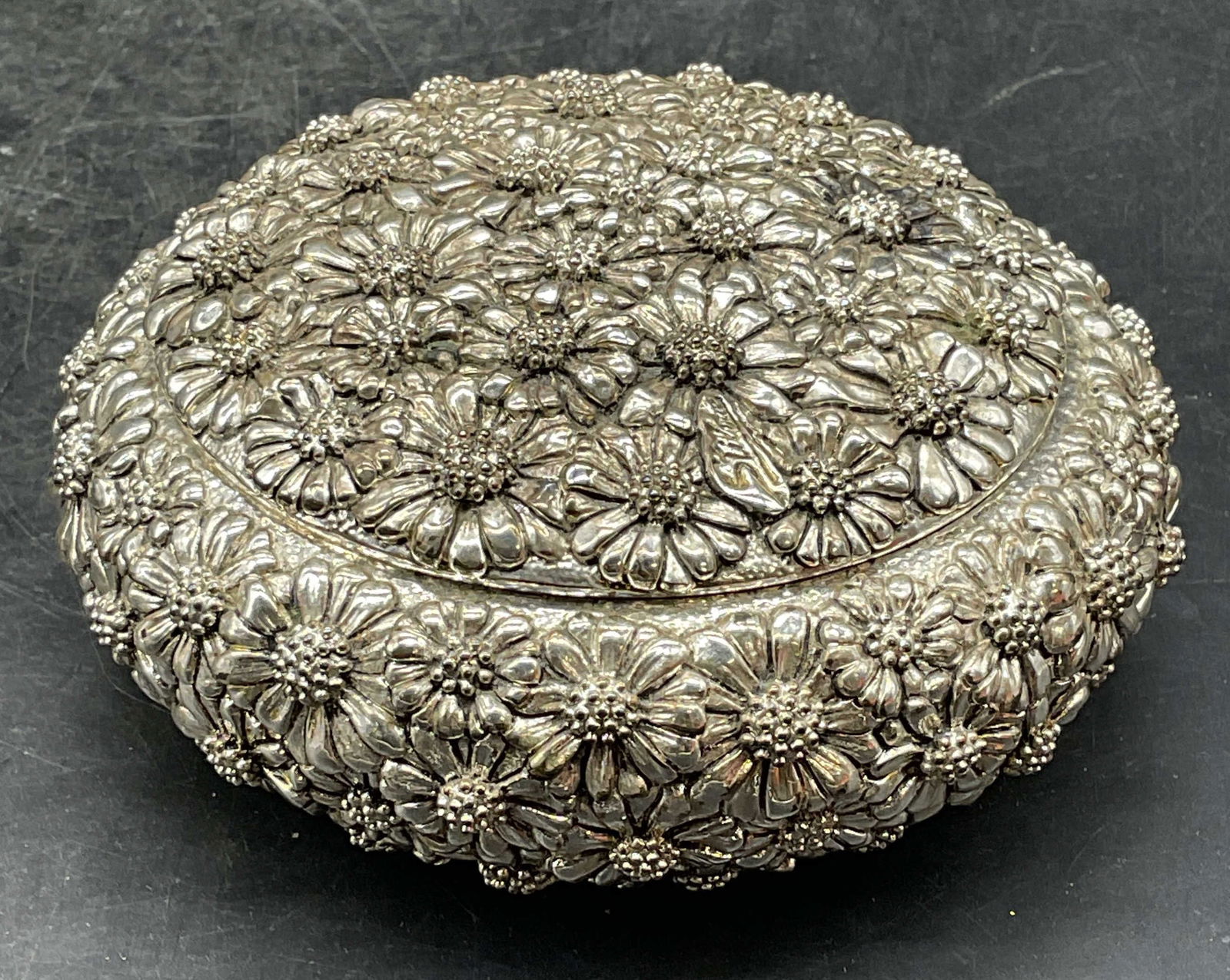 StilArte Silver Laminate Floral Jewelry Box Italy (1 of 7)