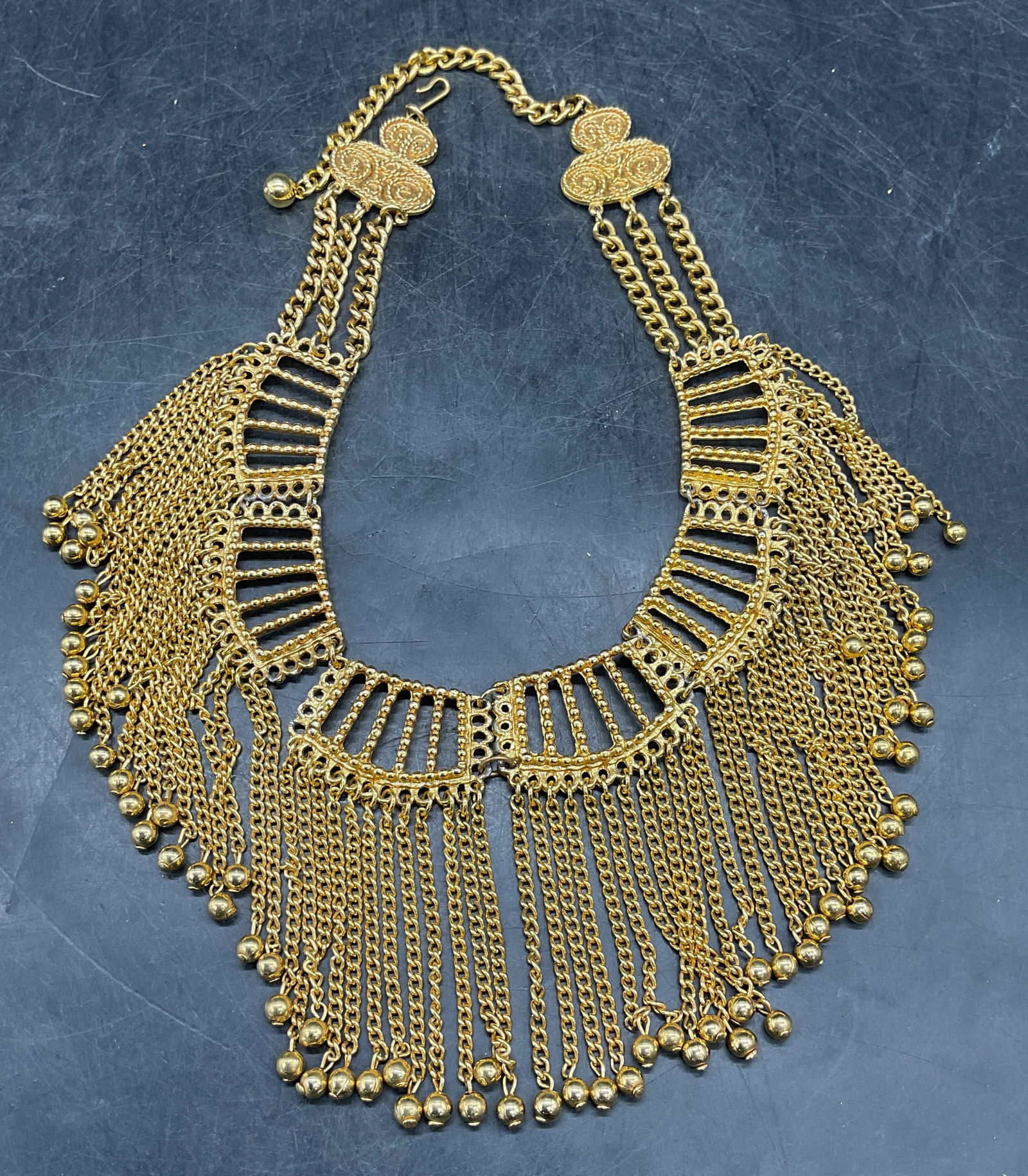 Vintage Gold Tone Statement Chain Necklace (1 of 6)