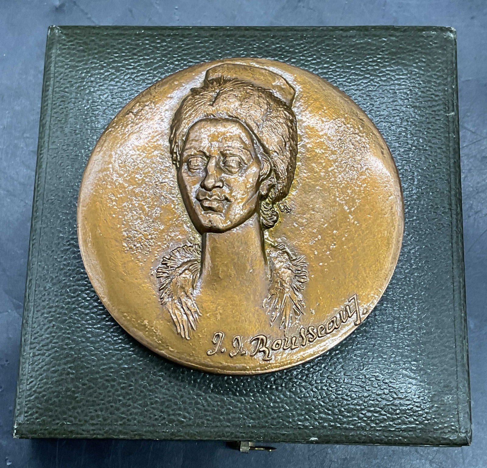 Jean Jacques Rousseau Bronze Medal, France: Vintage 1968 commemorative bronze medal. Jean Jacques Rousseau. Genevan philosopher and writer. Made in France. Measures approx. 2.75 inches wide. includes display case. Some wear consistent with expo