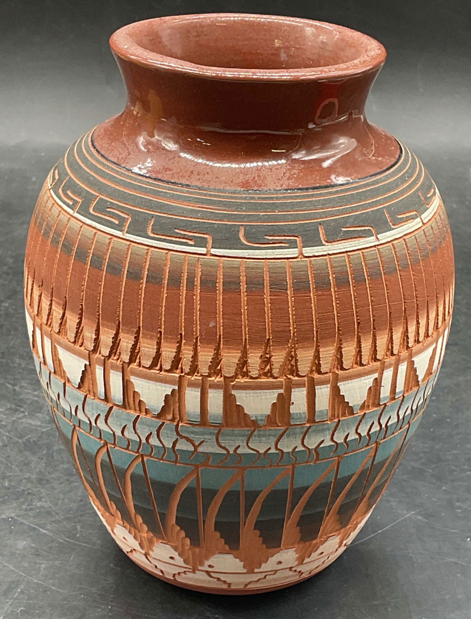 Signed Cadman Navajo Pottery Vase (1 of 6)