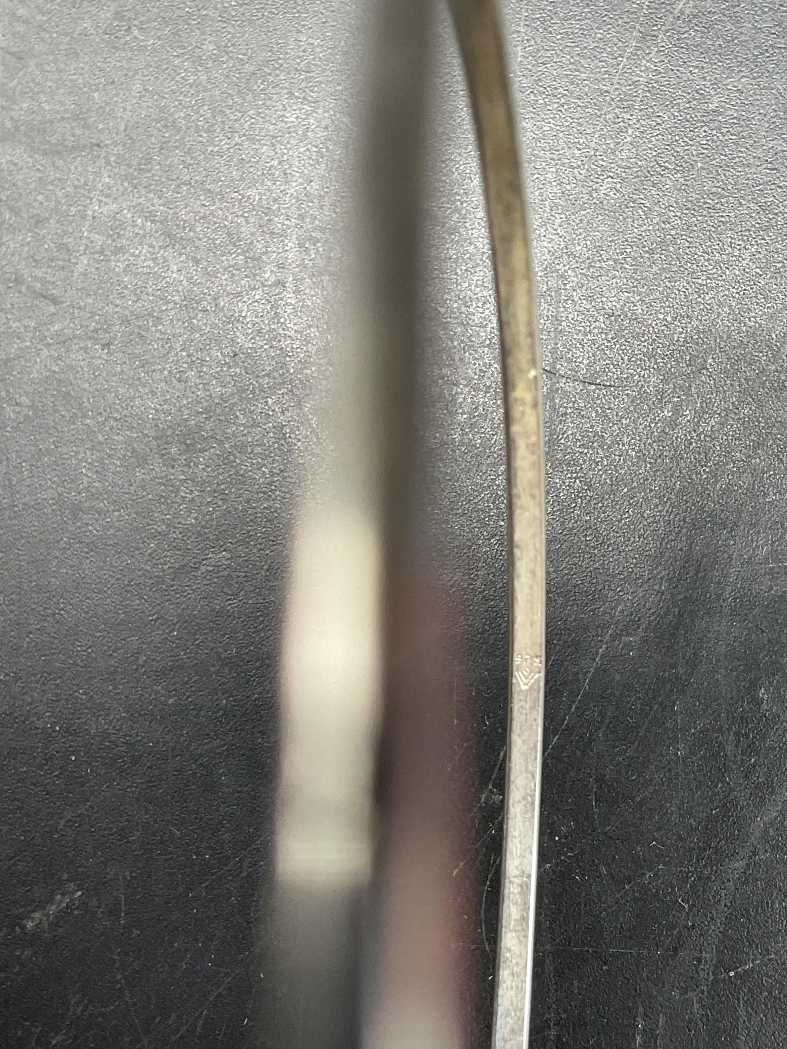 Sgn Sterling Silver Interlocking Bangle Bracelet - 5