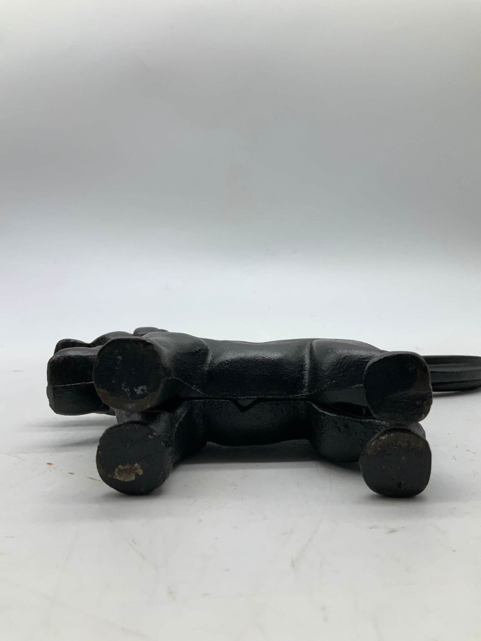 Antique Cast Iron Dog Nutcracker - 6