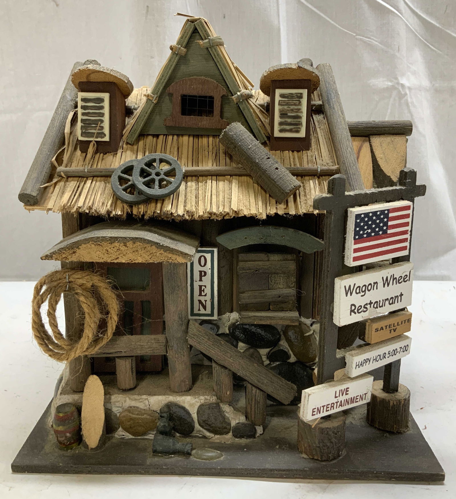 Wagon Wheel Restaurant Wooden Birdhouse (1 of 6)