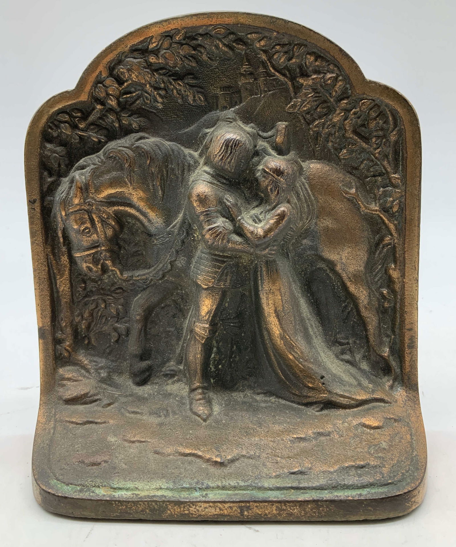 Antq Hubley Cast Iron Romeo & Juliet Bookend: Lot includes, antique Hubley 313 cast iron bookend depicting possible Romeo & Juliet standing in front of a horse. Intricate detailing. Has some weight. Signed & marked on underside. Reads, HUBLEY 313