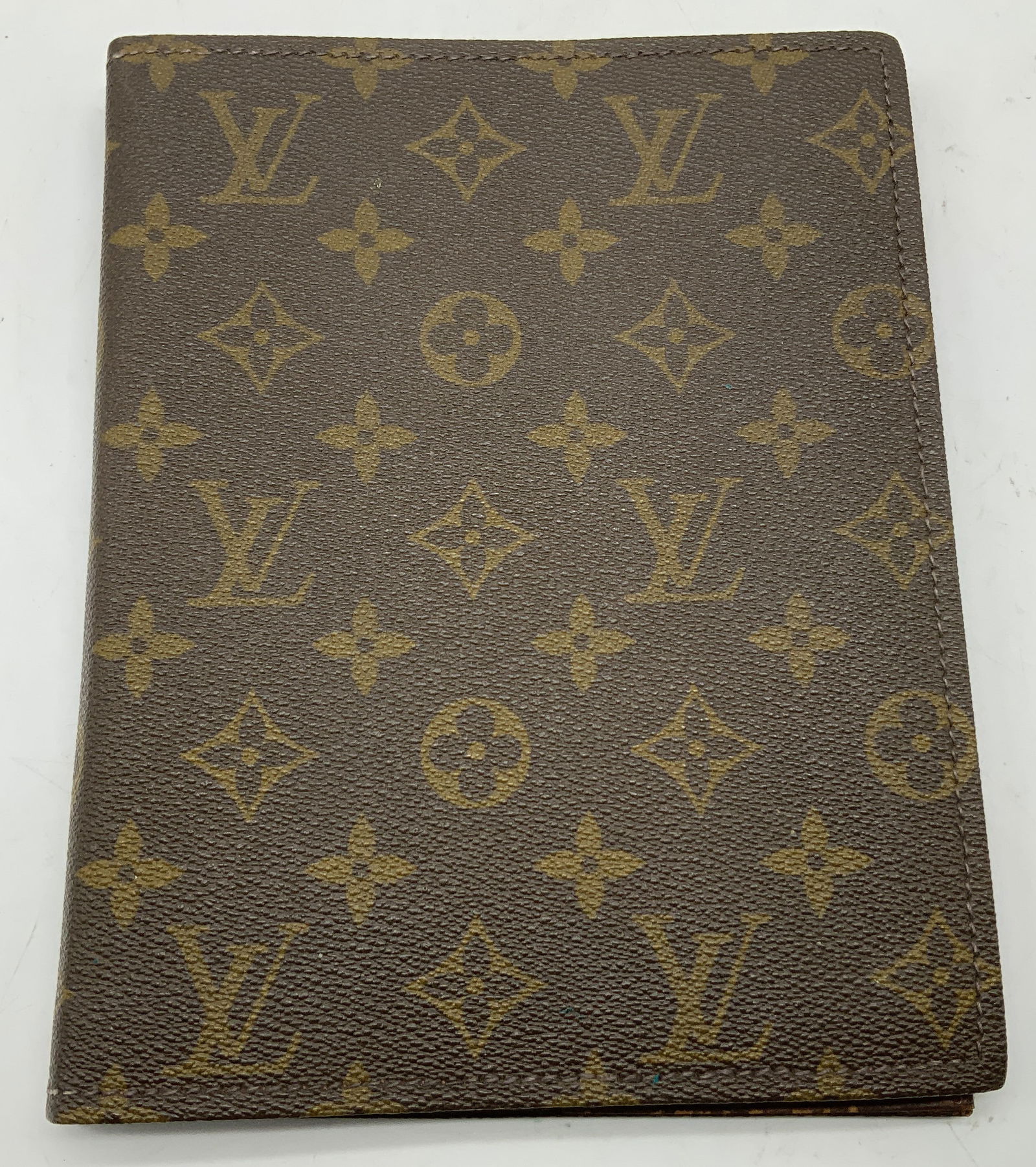 Louis Vuitton Monogram Address Cover (1 of 7)