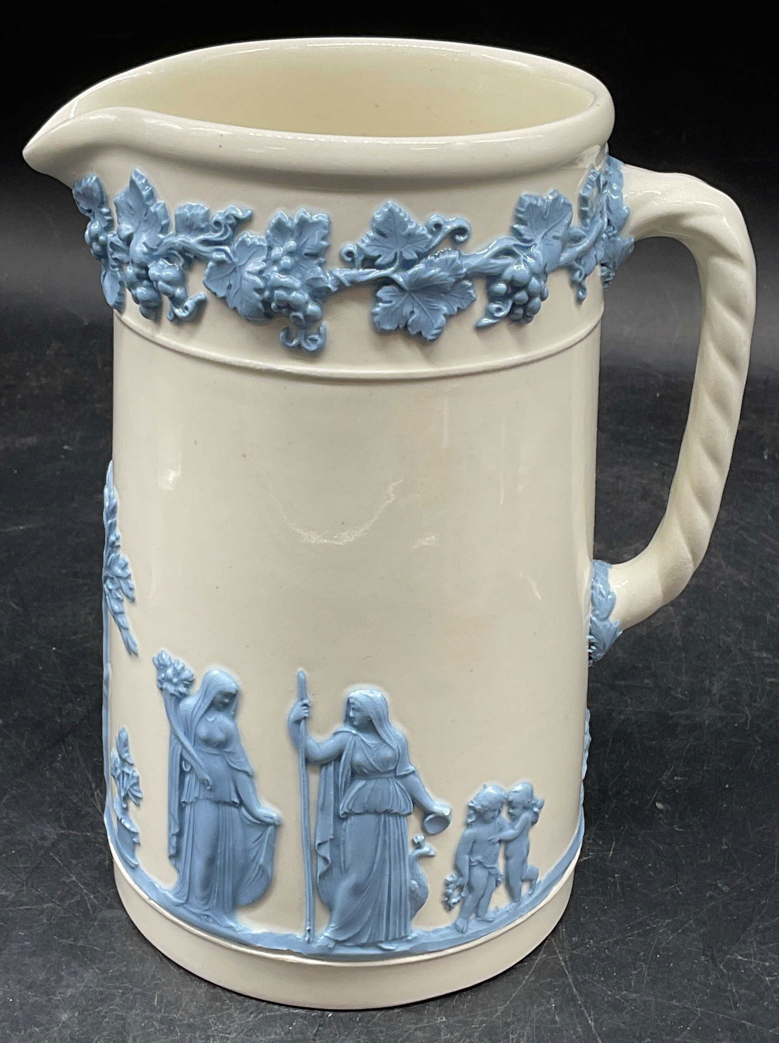 Wedgwood Blue & White Queens Ware Pitcher England (1 of 6)