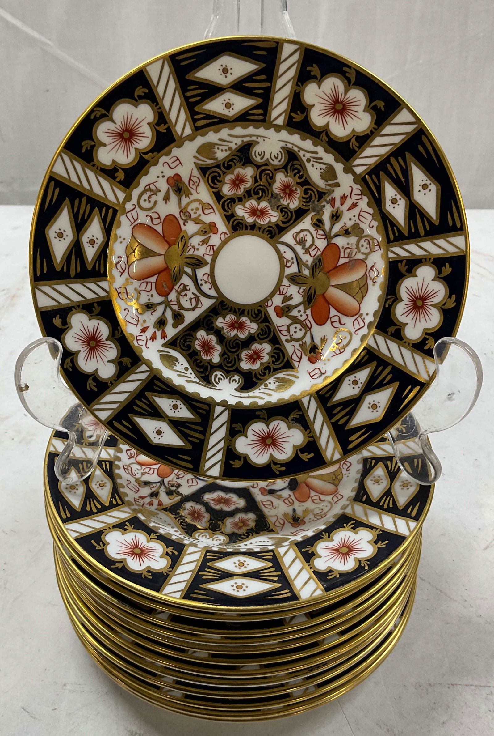 13 Royal Crown Derby Imari Bone China Plts England (1 of 8)