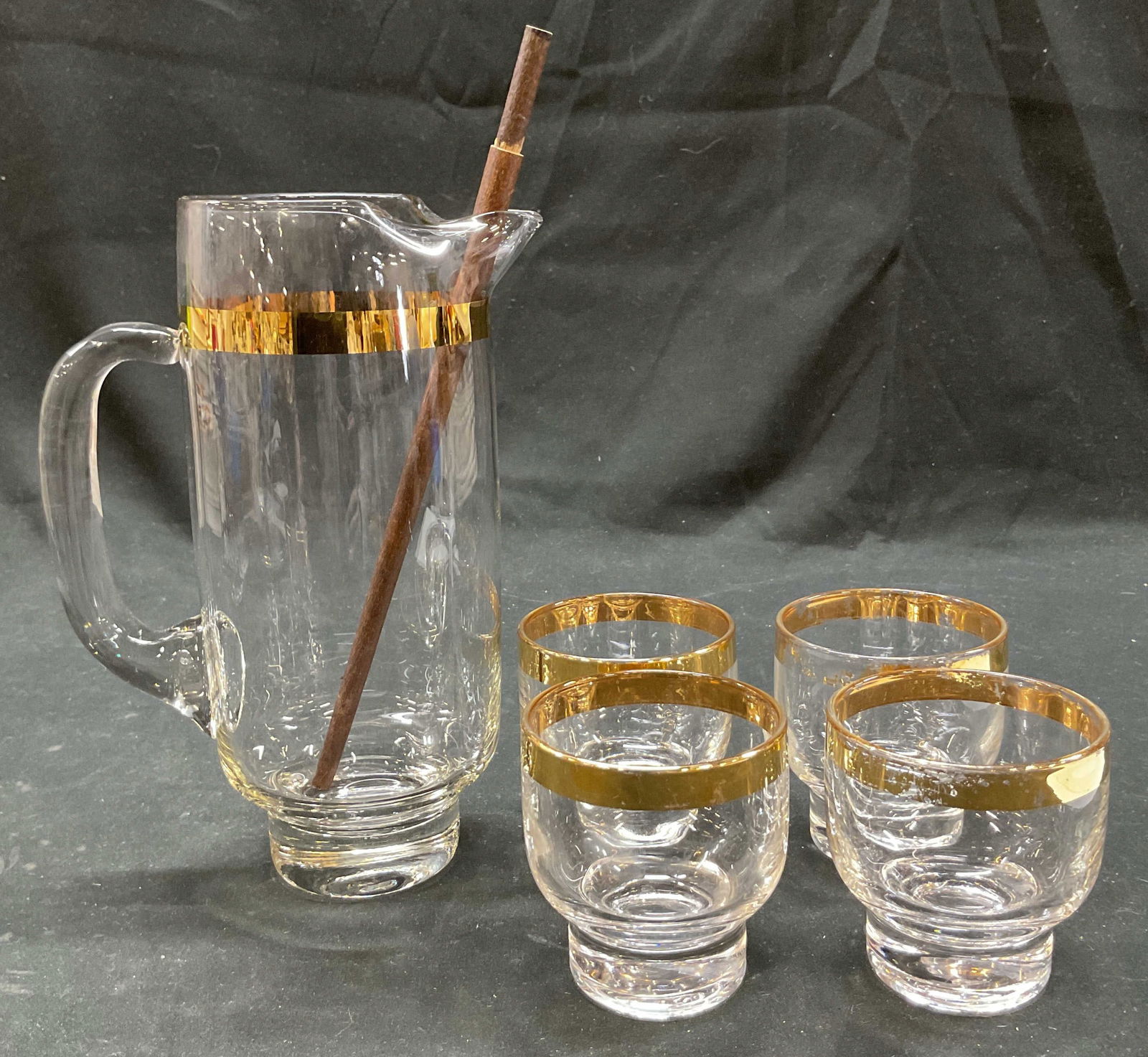Set 6 Vintage Gilt Glass Barware (1 of 11)