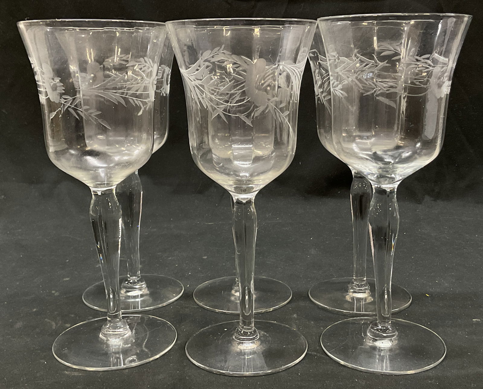 Set 6 Vintage Etched Glass Wine Glasses (1 of 8)