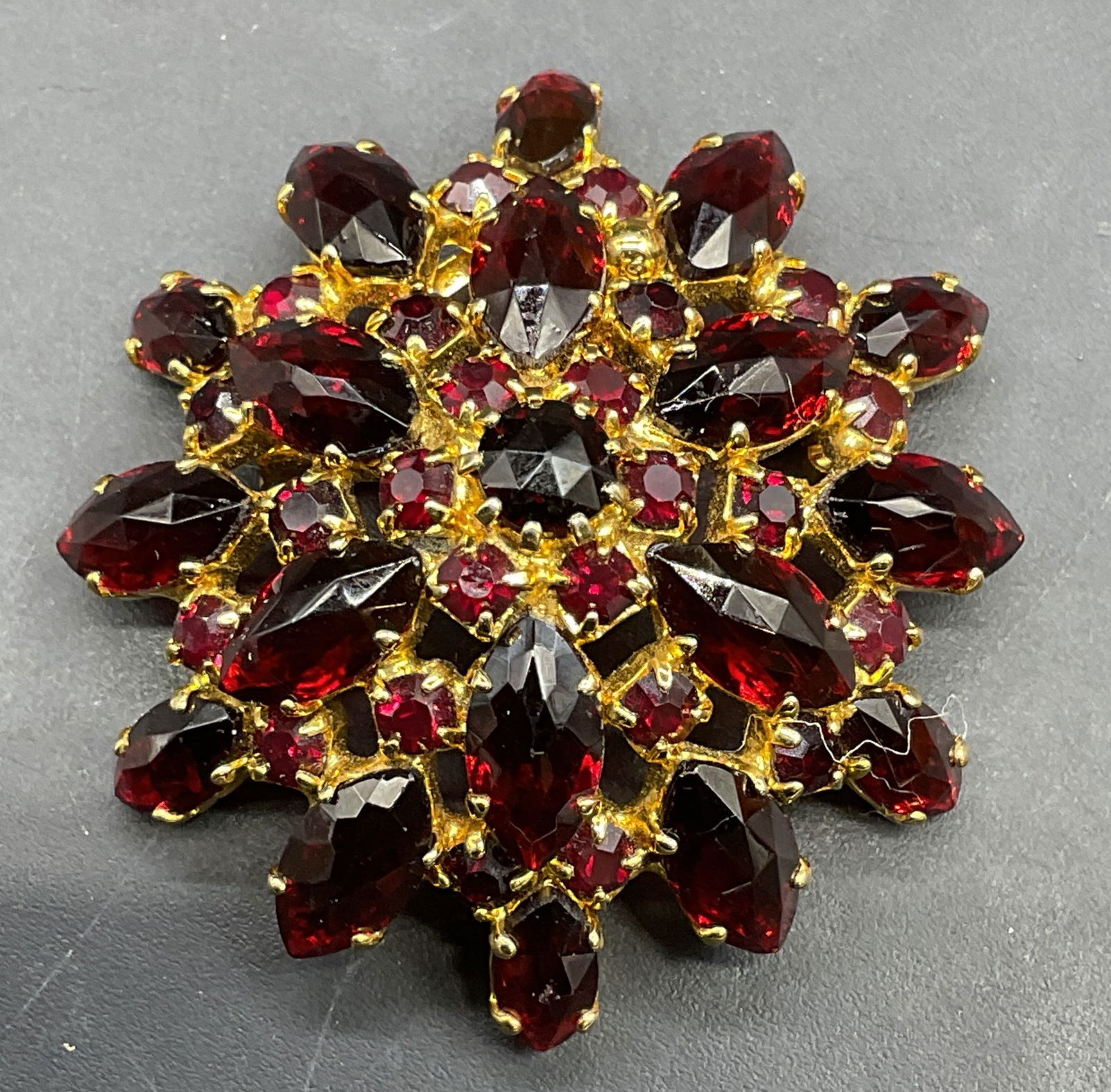 Vintage Gold Tone Red Crystal Brooch, Austria (1 of 6)