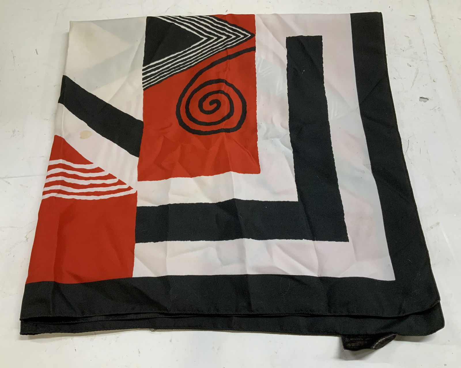 Art of the Scarf Abstract Style Scarf ITALY (1 of 6)