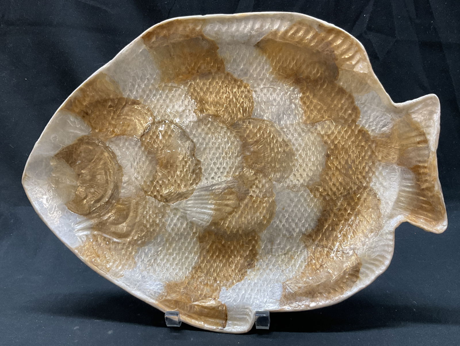 Vintage Capiz Shell Iridescent Platter Philippines (1 of 9)
