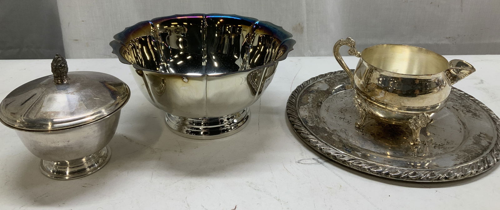 Lot 4 Silver Plated Creamer, Footed Bwl & Plate (1 of 10)