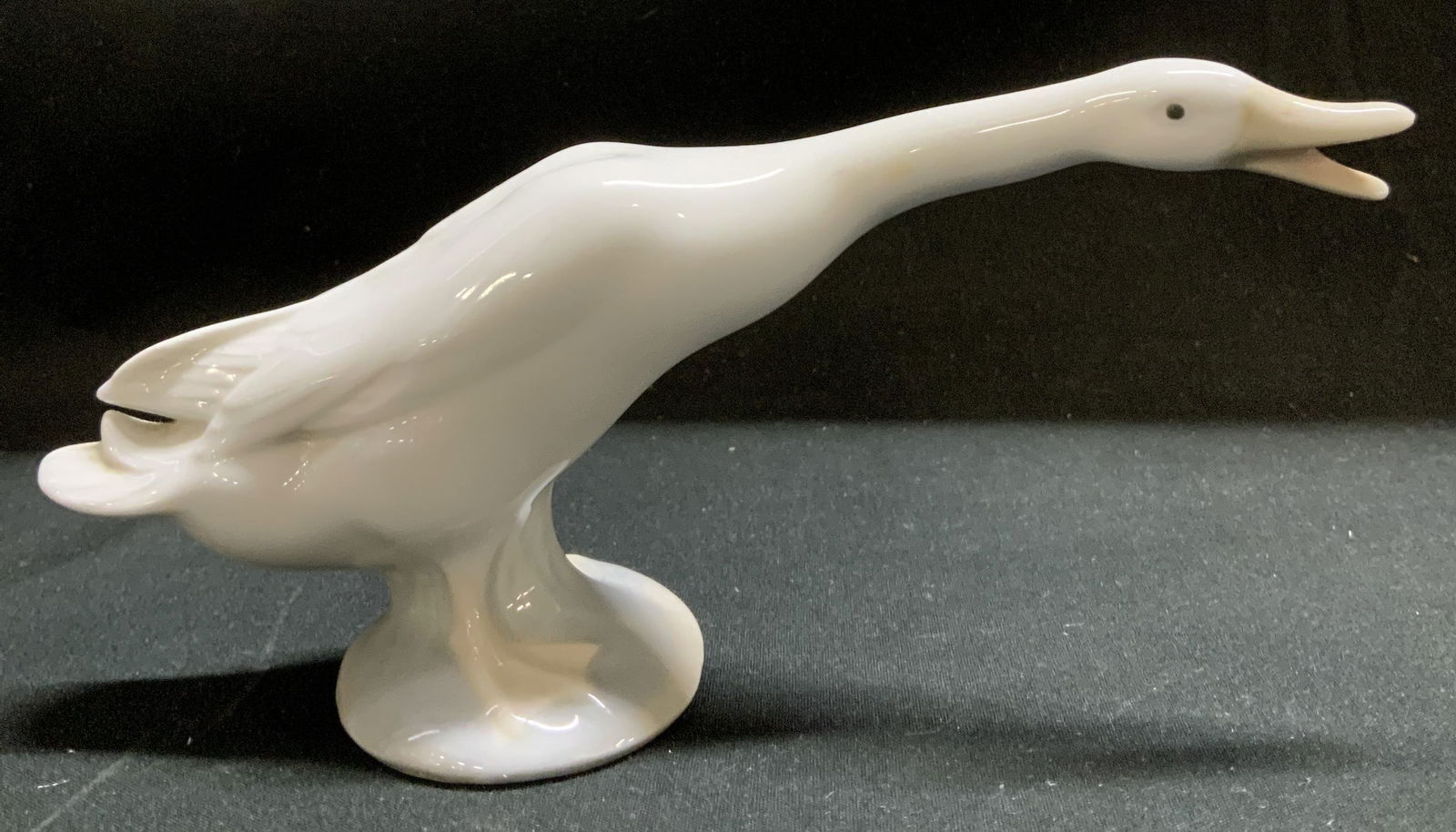 Vtg Lladro Hand Made Goose Figurine SPAIN (1 of 6)
