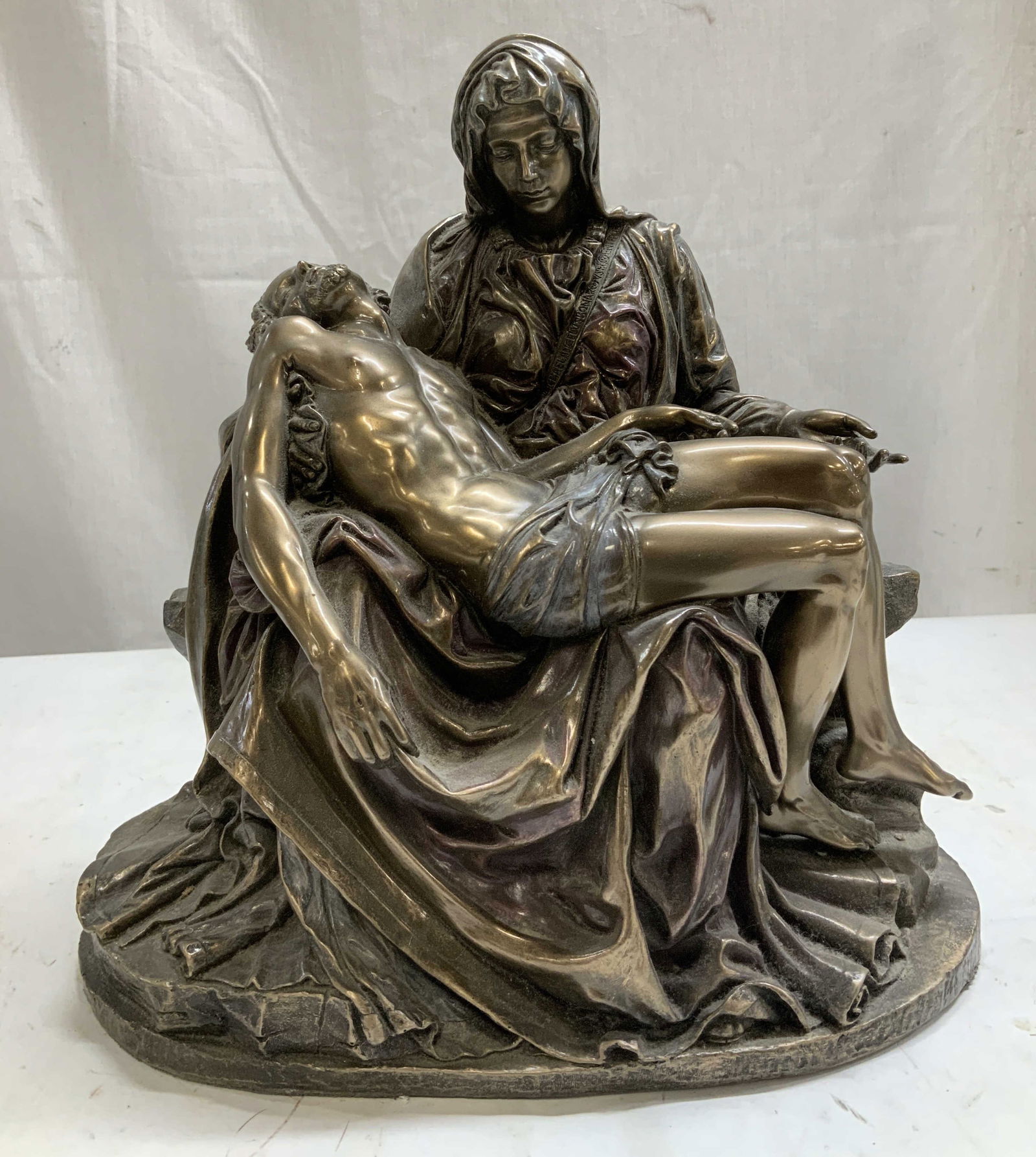 Pacific Giftware Pieta Sculpture 10.4in (1 of 6)