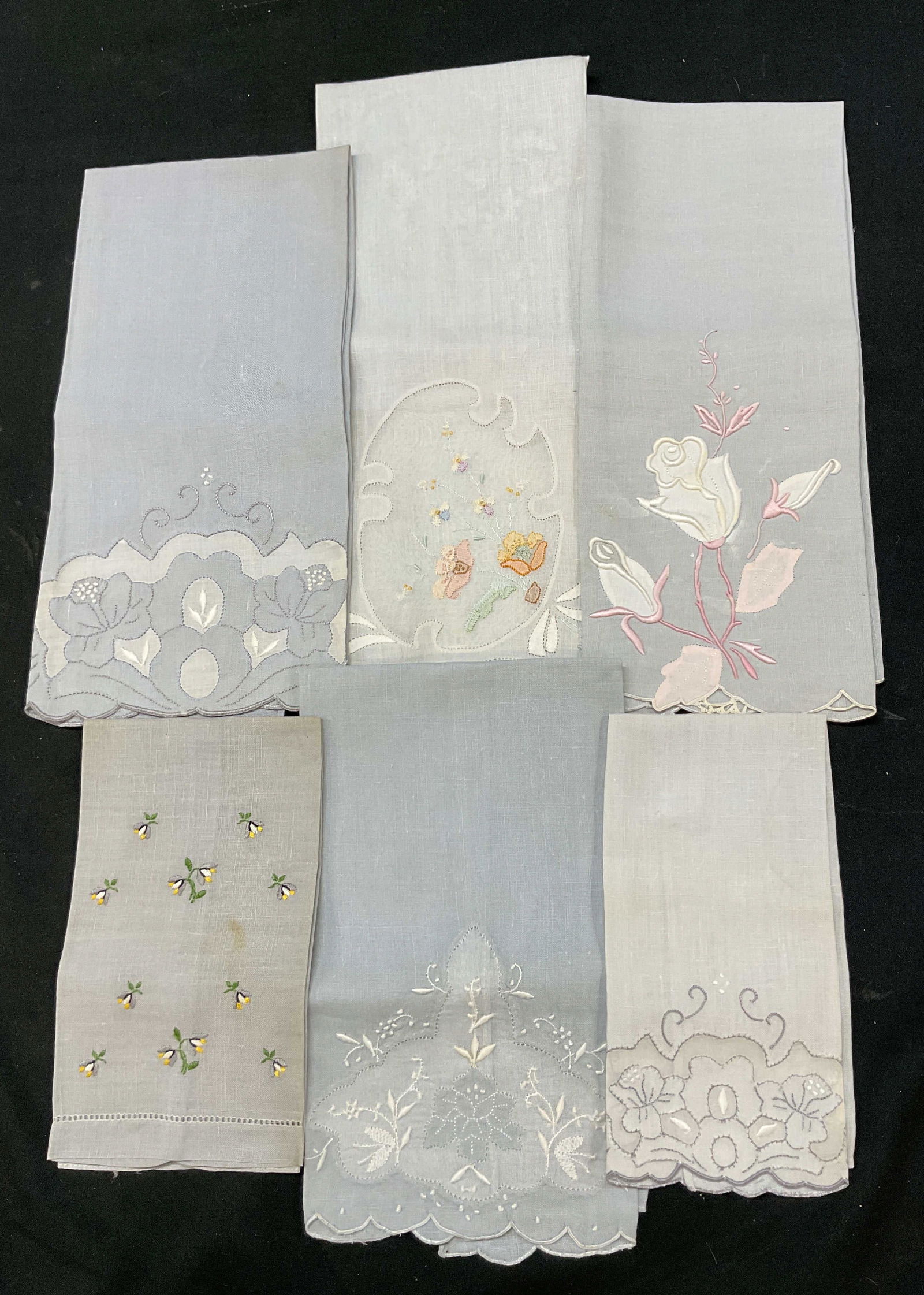 Lot 6 Vintage Blue Embroidered Linen Tea Towels (1 of 14)
