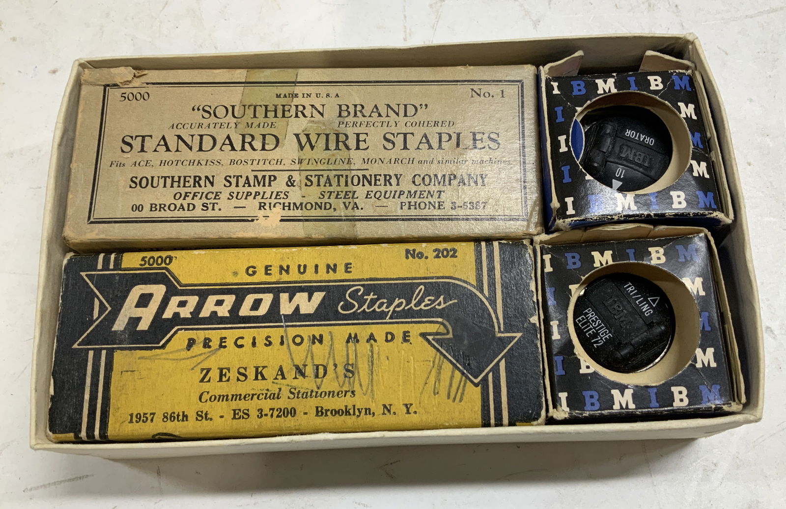 Lot 4 Vtg Staples, IBM Selectric W Box ARROWS+ (1 of 6)