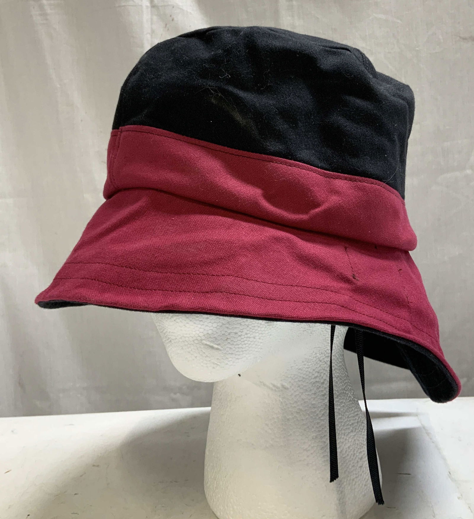 Vtg Swan & Stone Millinery Bucket Style Hat (1 of 6)