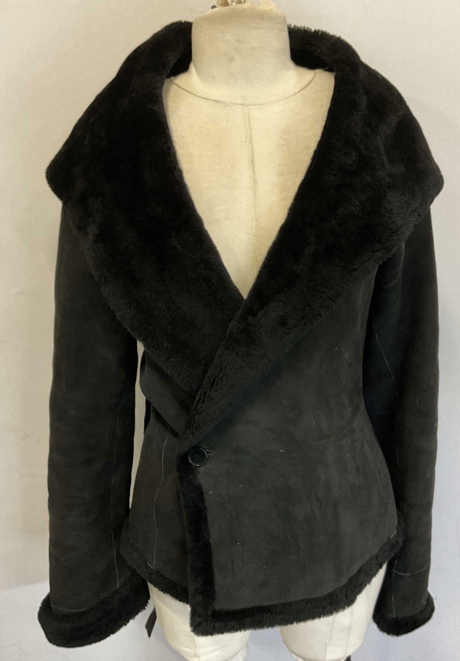 Barneys New York Black Lambskin Coat Italy (1 of 6)