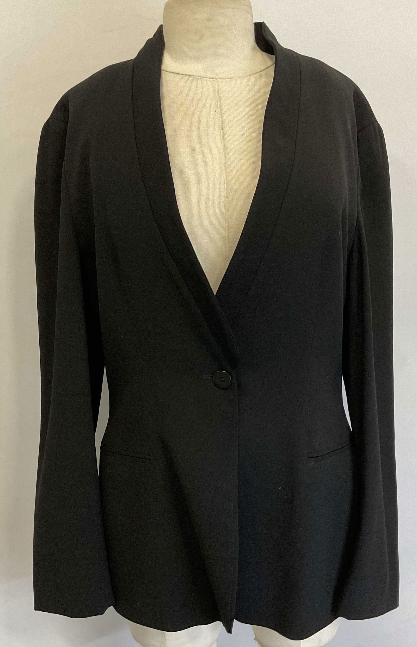 Giorgio Armani Black Suit Jacket Italy (1 of 6)