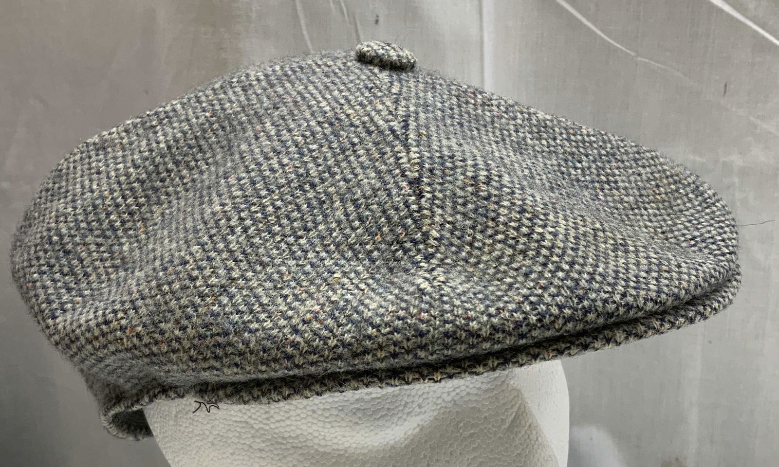 Kangol Design Newsboy Style Cap ENGLAND (1 of 7)