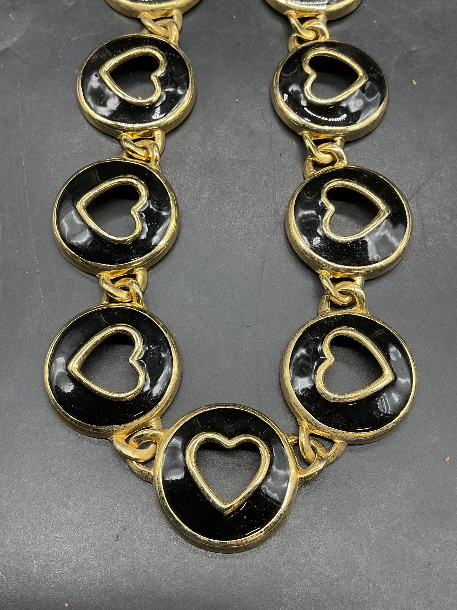 Vintage Gold Tone Enamel Heart Necklace (1 of 6)
