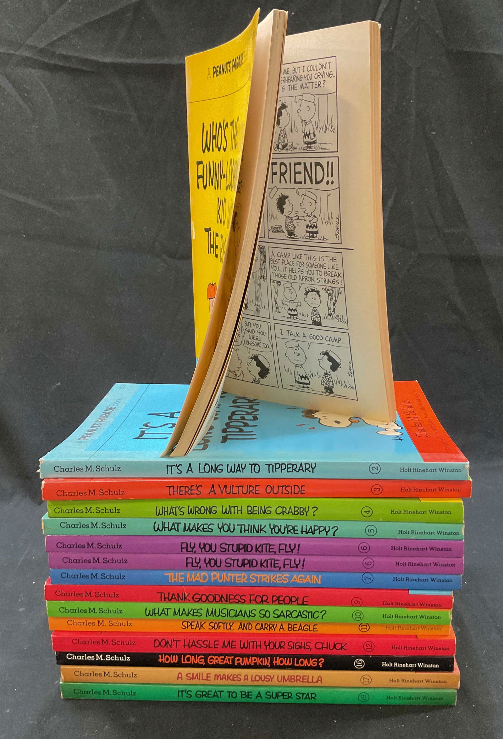 Lot 15 Peanuts Parade Illus Bks Schulz 1960s-70s+ (1 of 6)