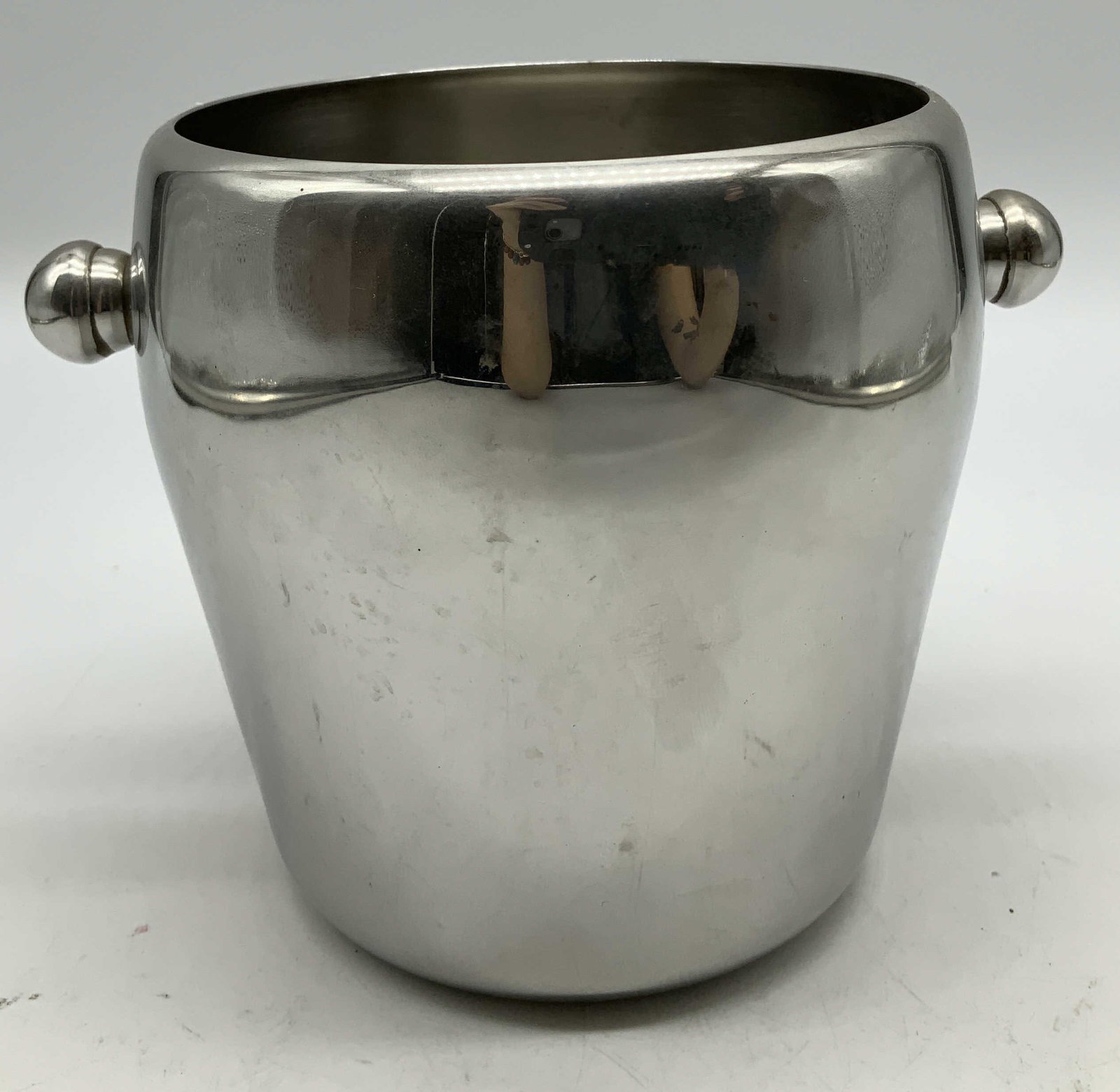 Stainless Steel Handled Ice Bucket (1 of 6)