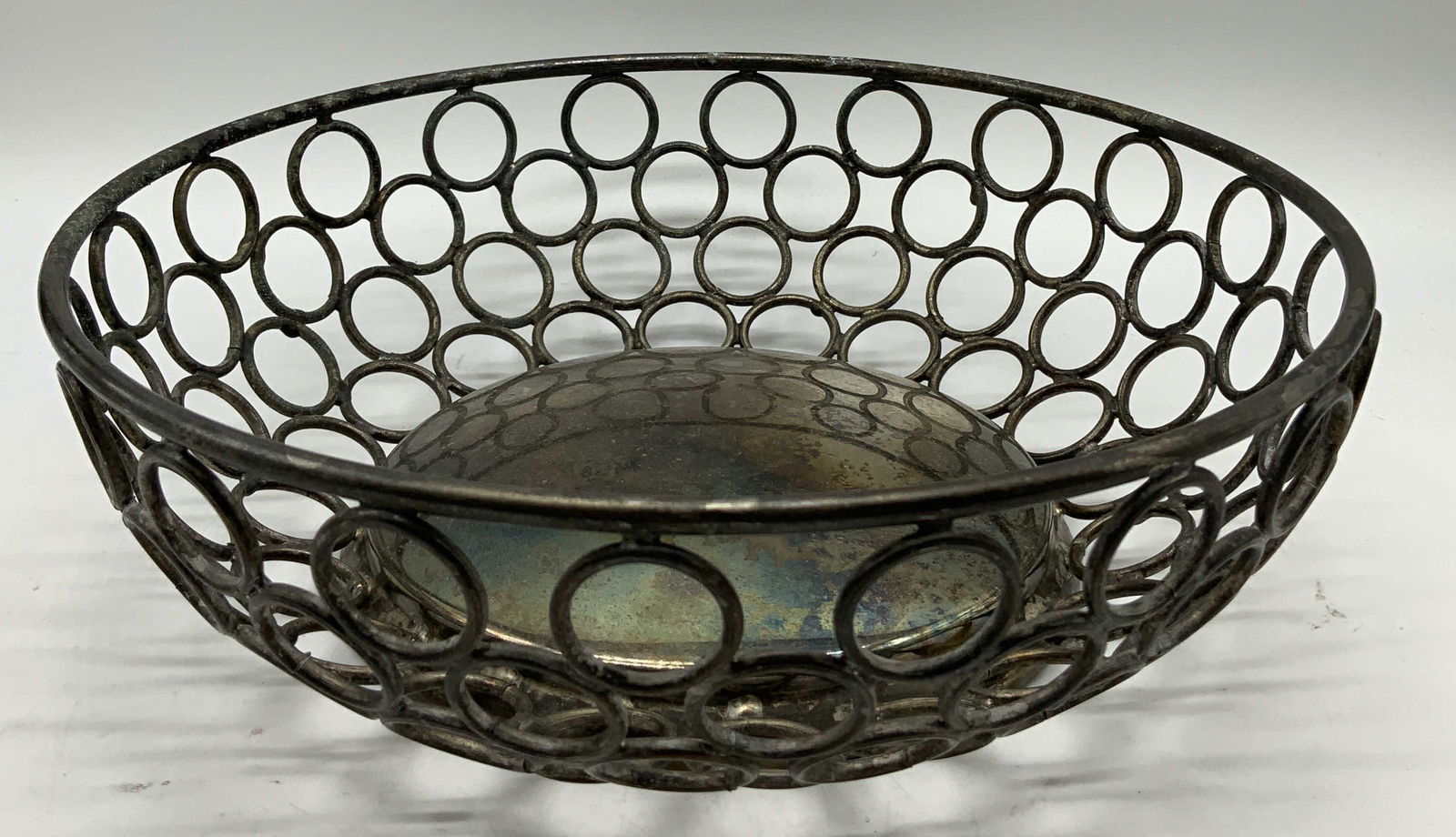 Vtg Silver Plated Circle Motif Decorative Bowl (1 of 6)