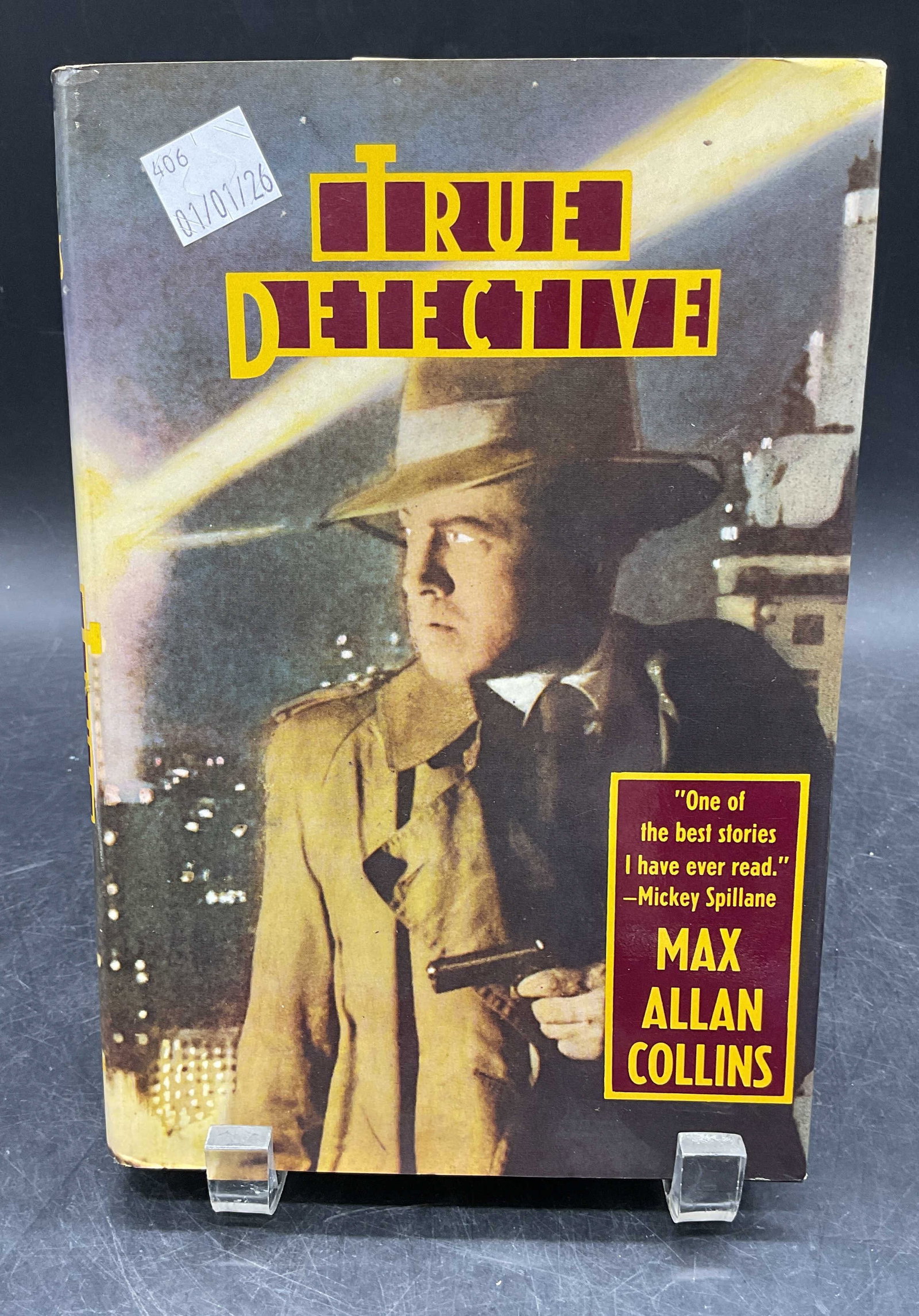 1983 True Detective, Max Collins, 1st Edition: Hardcover first edition copy of True Detective by Max Allan Collins. St martins Press, 1983. Measures approx. 8.5 x 5.75 inches. wear to cover, pages, and binding consistent with exposure. Book, colle