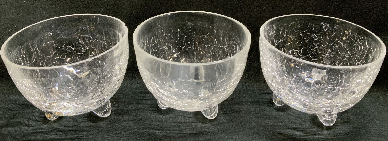 Lot 3 Vtg Clear Glass Crackle Footed Bowls (1 of 6)