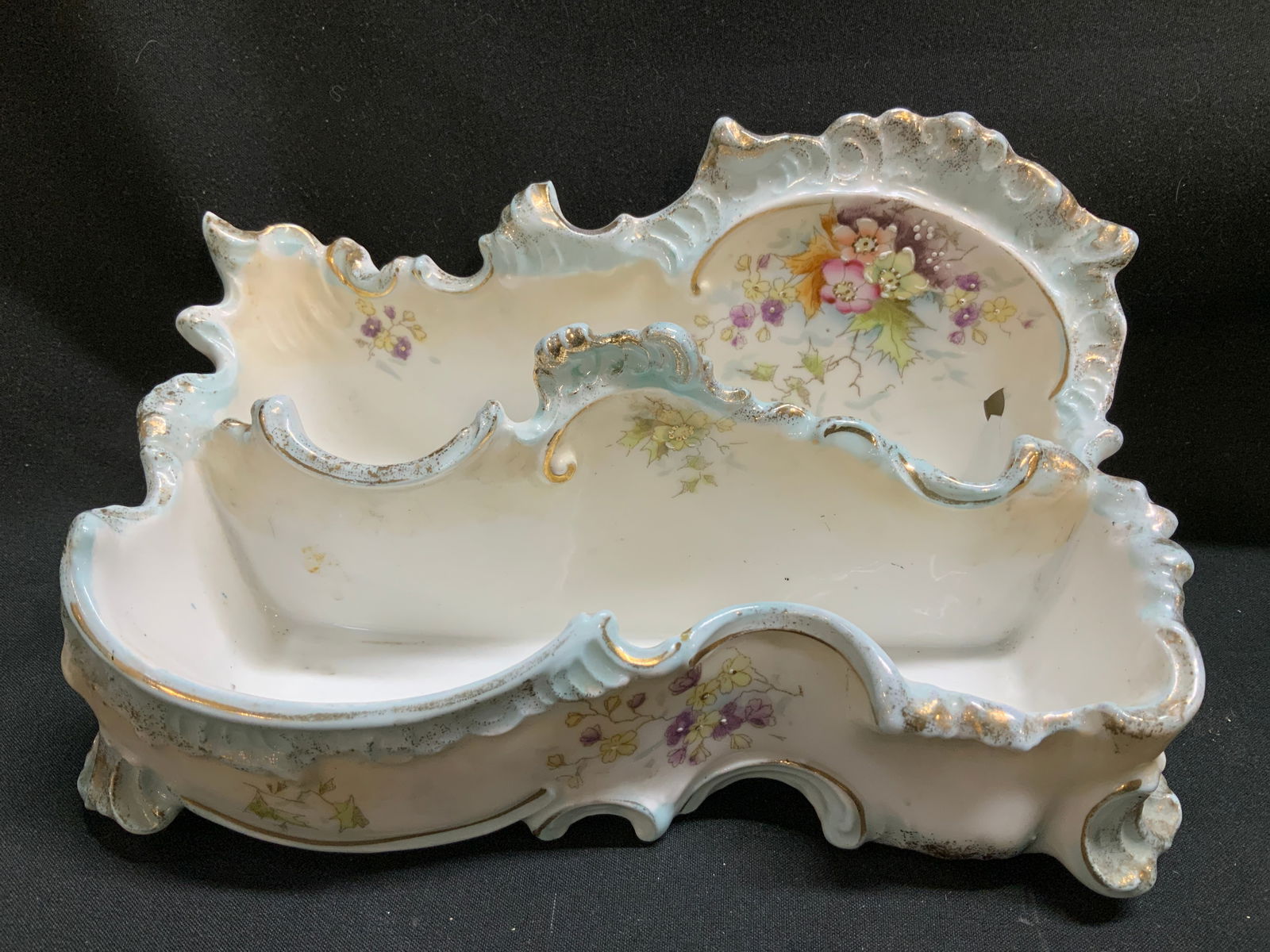 Vtg Hand Painted Floral Porc Desk Organizer: Vintage porcelain desk organizer features hand painted floral accents & scalloped rims. Double compartment design. Gilt accents. Surface wear consistent to age, use & exposure. Visible missing piece.