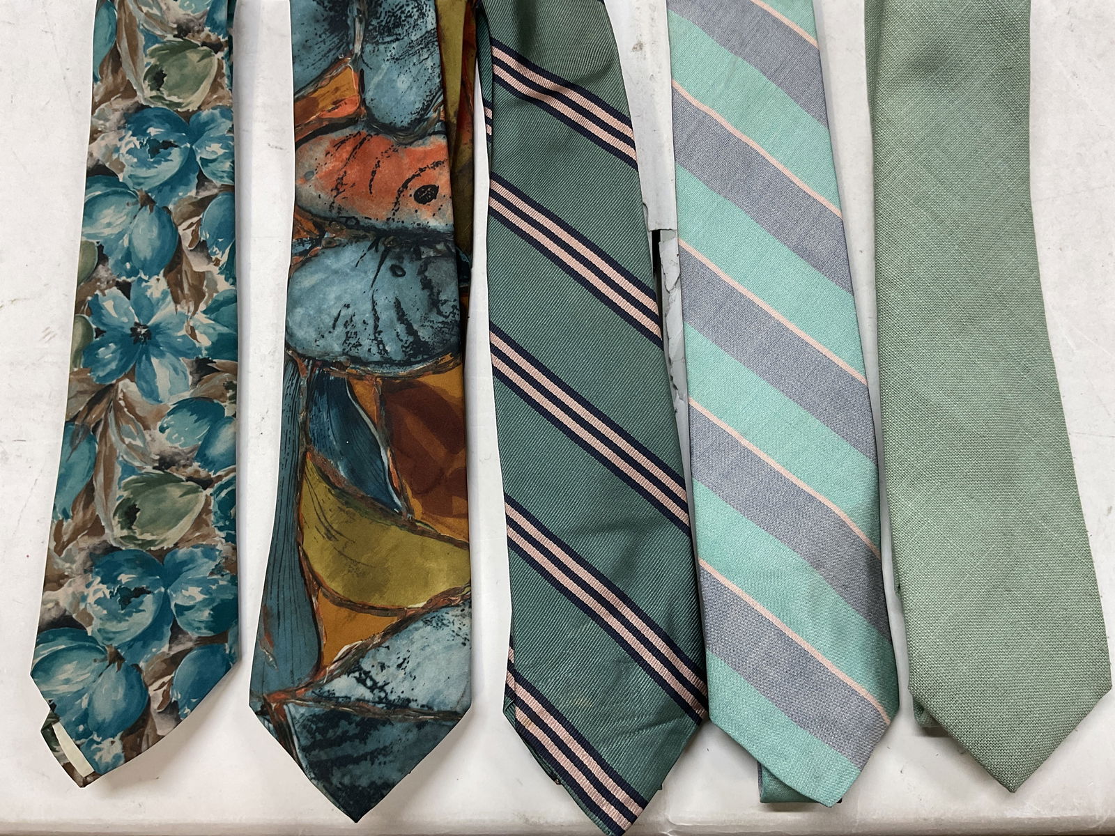 Lot 5 Bert Pulitzer, Van Heusen+ Neck Ties USA+ (1 of 10)