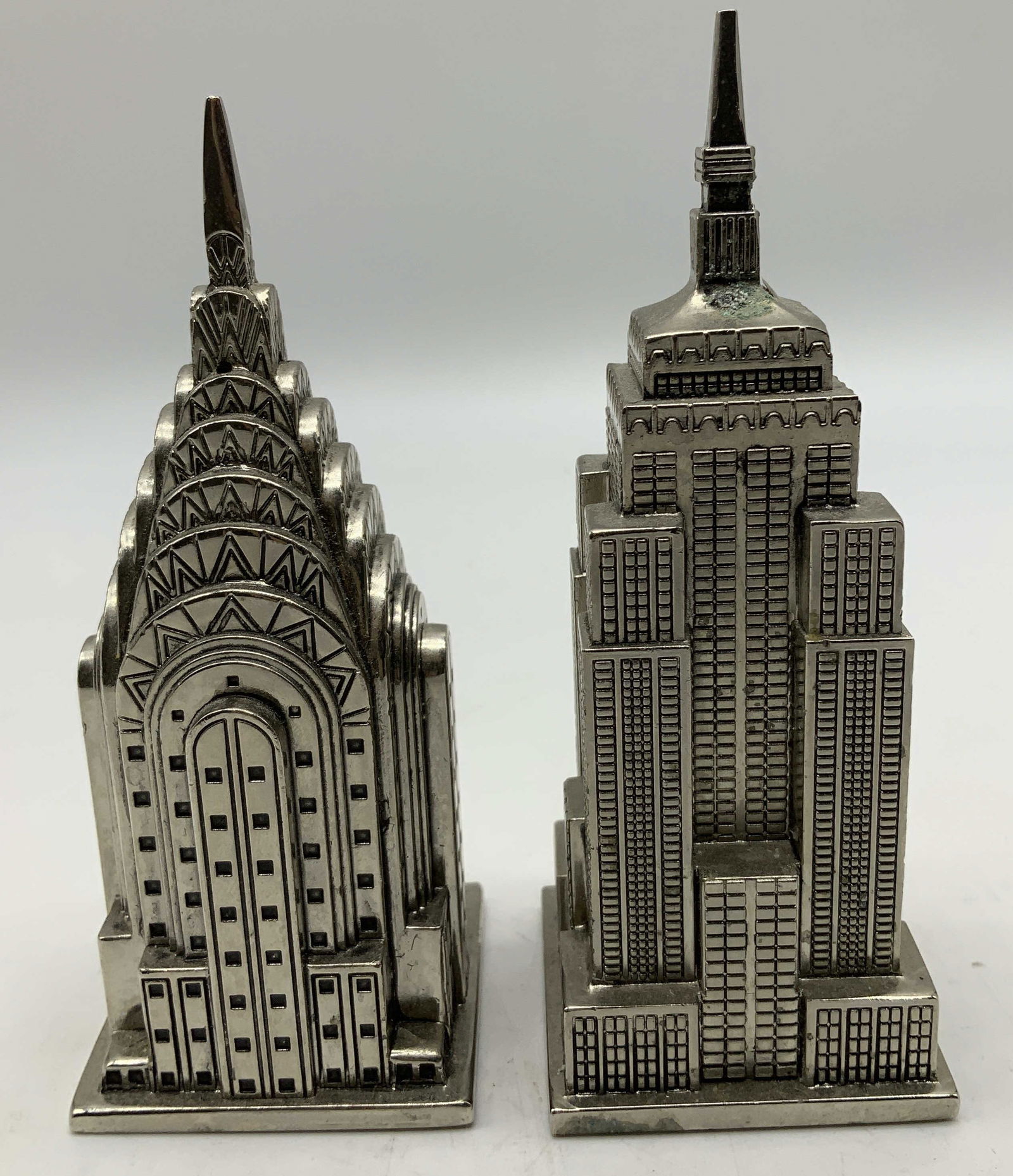 Lot 2 Empire State W Chrysler S&P Shakers GODINGER (1 of 6)