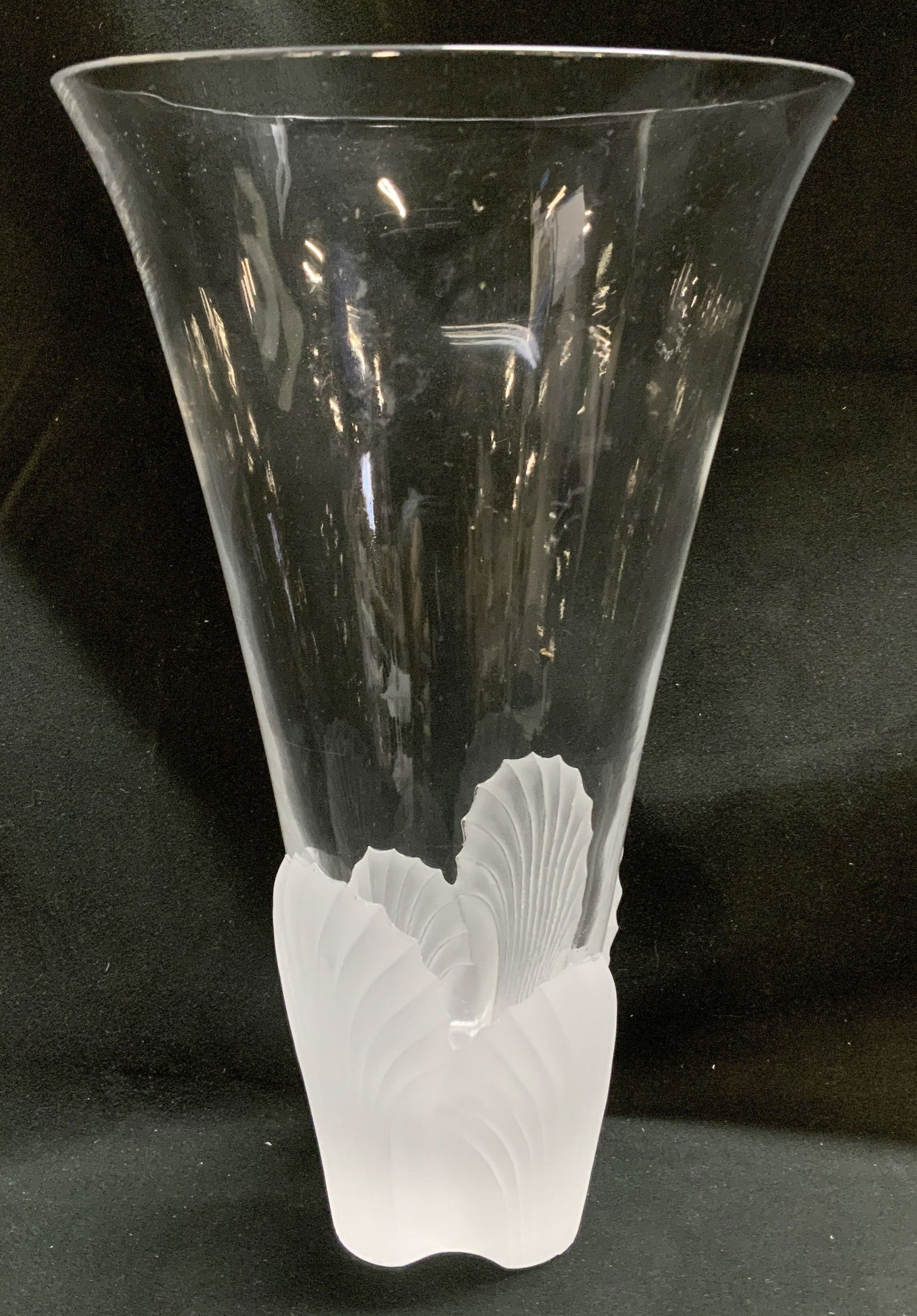Vtg Clear Crystal & Frosted Vase 10.7in (1 of 6)