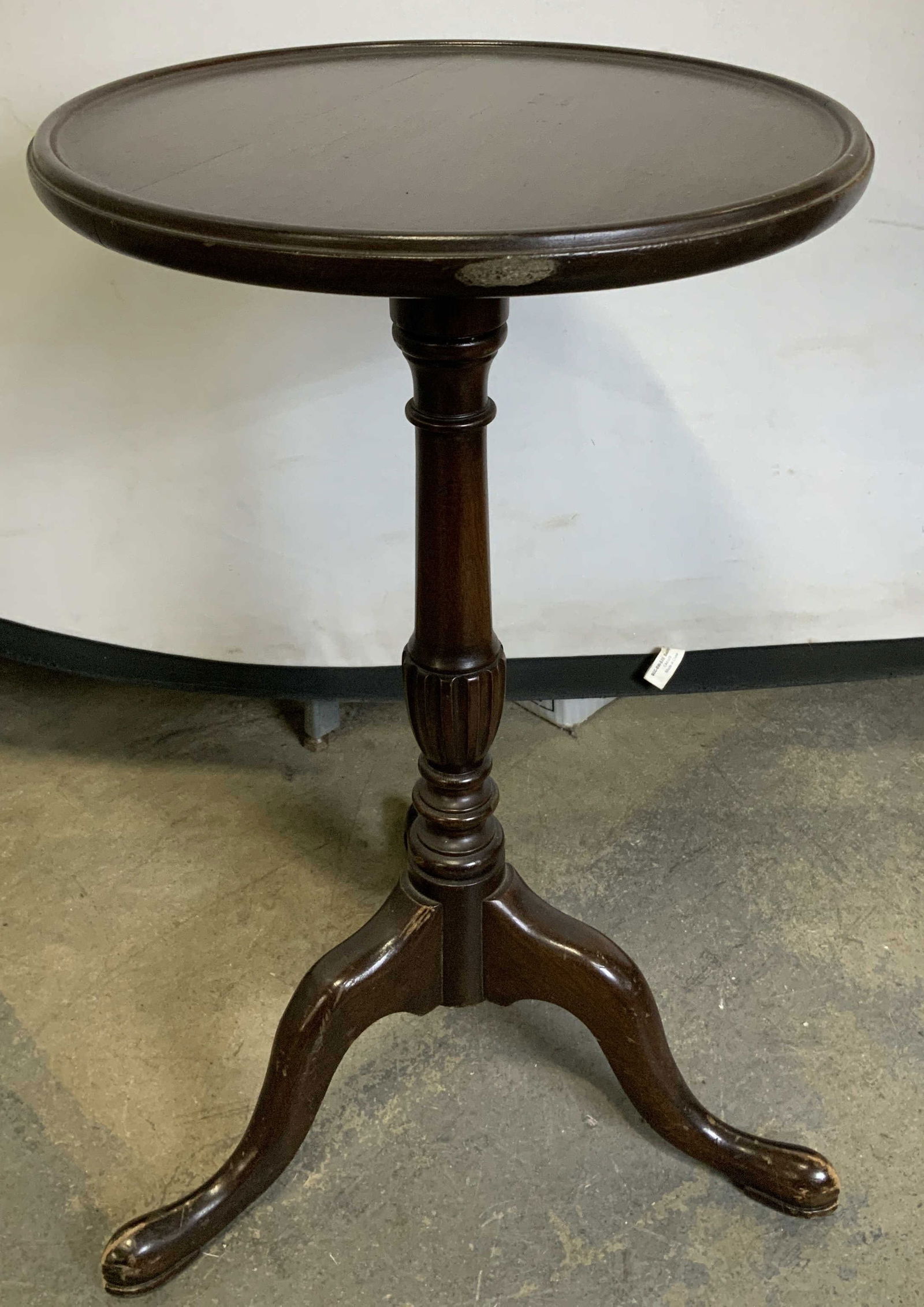 Vtg Georgian Style Wooden Side Table 20in: Vintage Georgian style side table features a circular top & tripod legs. Wooden material. Surface wear consistent to age, use & exposure. No visible signature or markings. Measurements: Length 12in x
