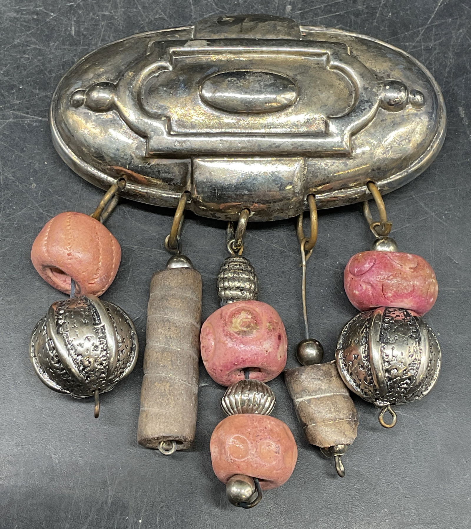 Vintage Silver Tone Pink Beaded Brooch (1 of 6)