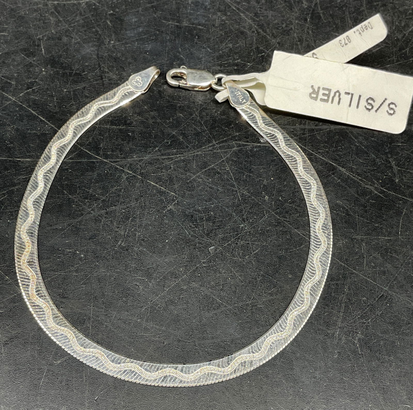 IBB Sterling Silver Chain Bracelet, Italy NWT: Signed IBB sterling silver omega chain bracelet. Marked sterling. Made in Italy. New with tag. Measures approx. 7.5 inches long. Total weight 4.7 grams. Some scratching. Jewelry, estate jewelry, fine