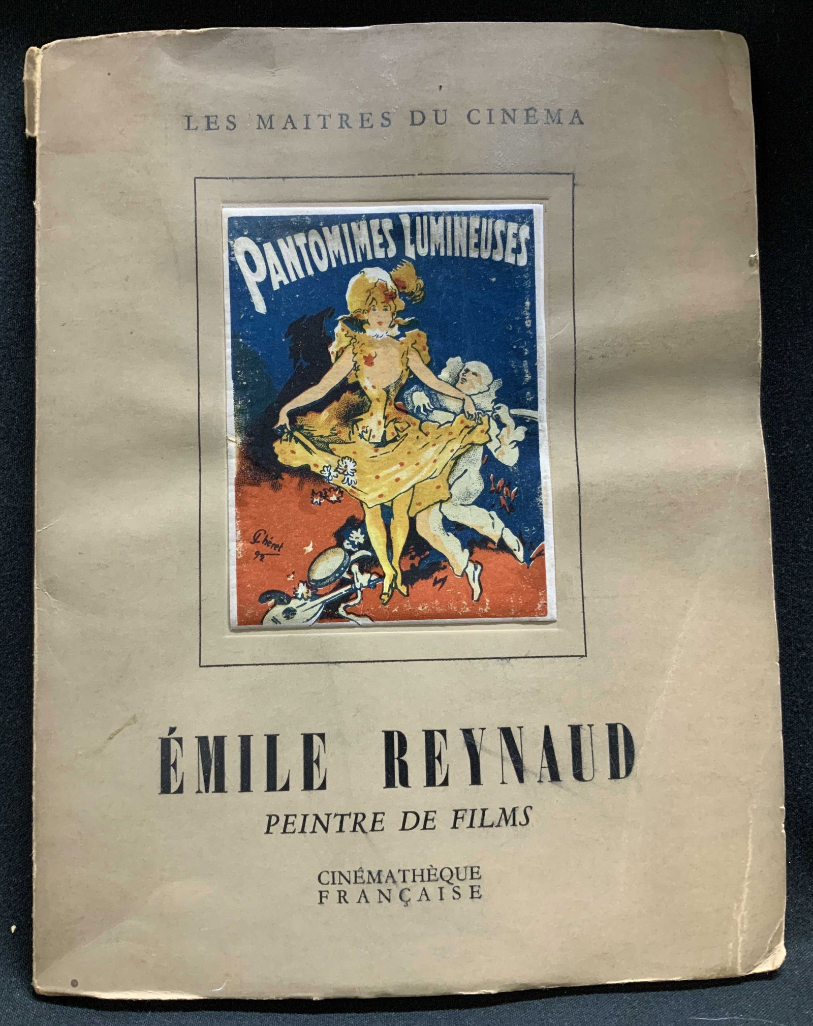 1945 Emile Reynaud Peintre De Films Illustr Bklet: Les Maitres Du Cinema. Emile Reynaud. Peintre De Films. 1844-1918. Cinematheque Fran?aise. Paris 1945. Booklet features various illustrations. Surface wear consistent to age, use & exposure. Measureme