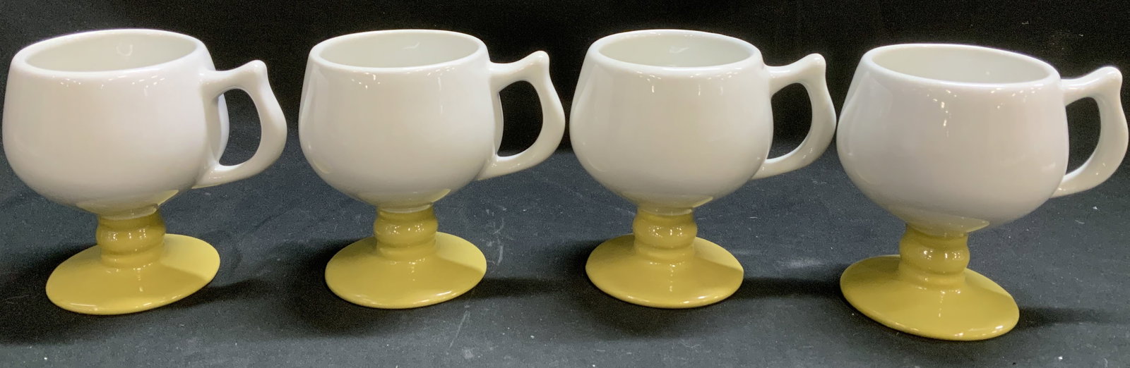 Set 4 Vtg Caribe Pedestal Mugs Puerto Rico USA (1 of 6)