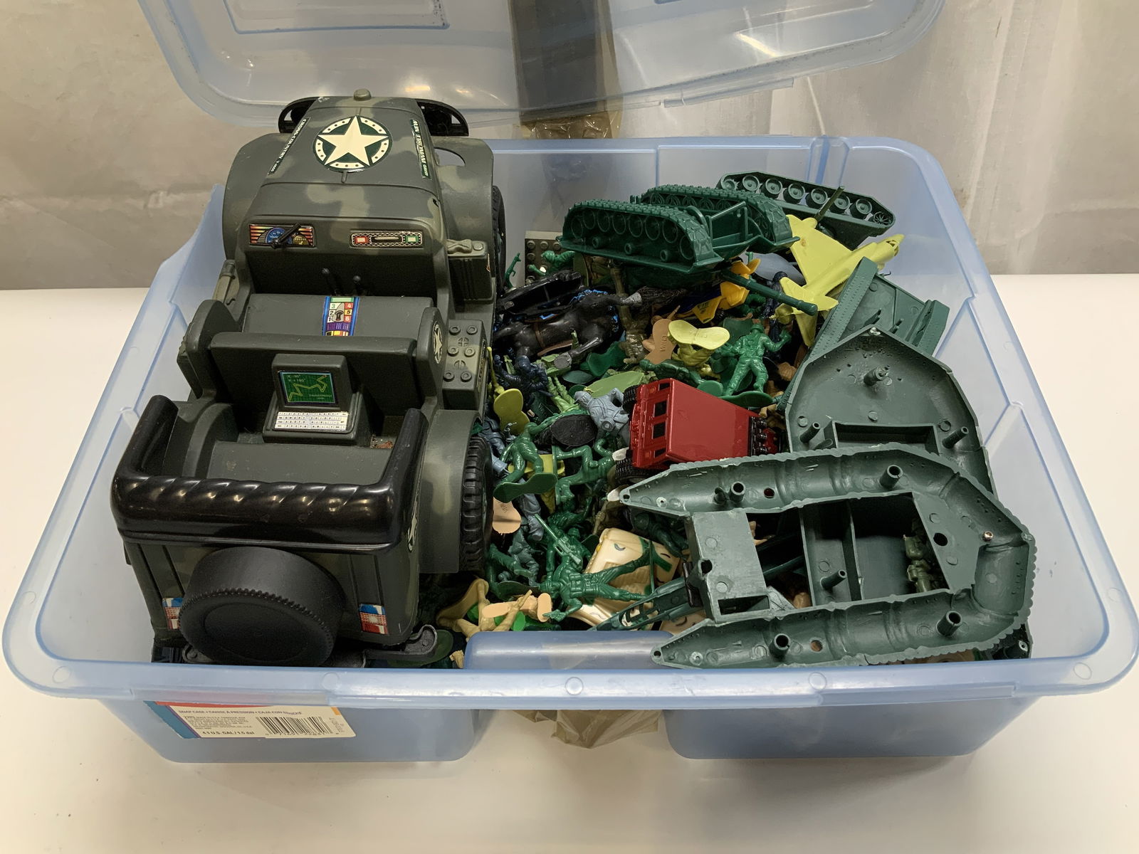 Group Lot 20+ Military Figs & Vehicles TOOTSIETOY+: Groups lot of 20+ military figs & vehicles. Green, navy, tan & white toned. Plastic material. Horse figs included. Pieces have not been inspected individually. Lot is sold as is. Signed & marked.