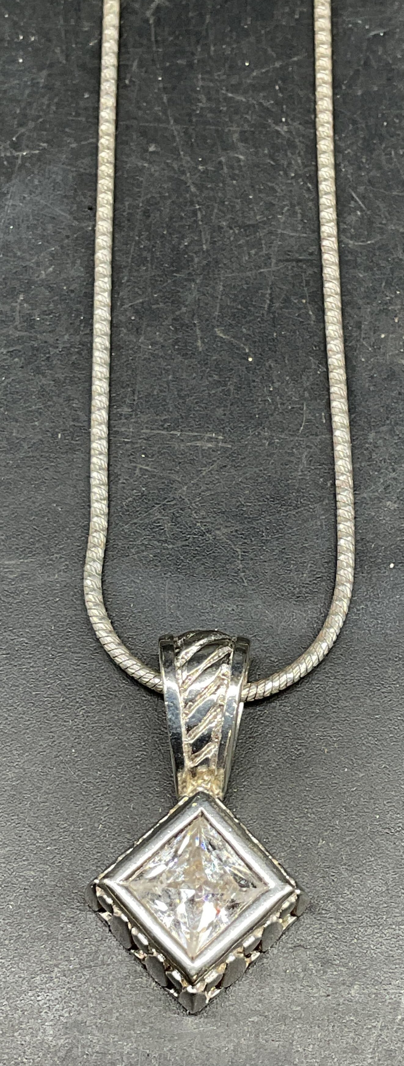 Sgn Sterling Silver Pendant Necklace Italy (1 of 6)
