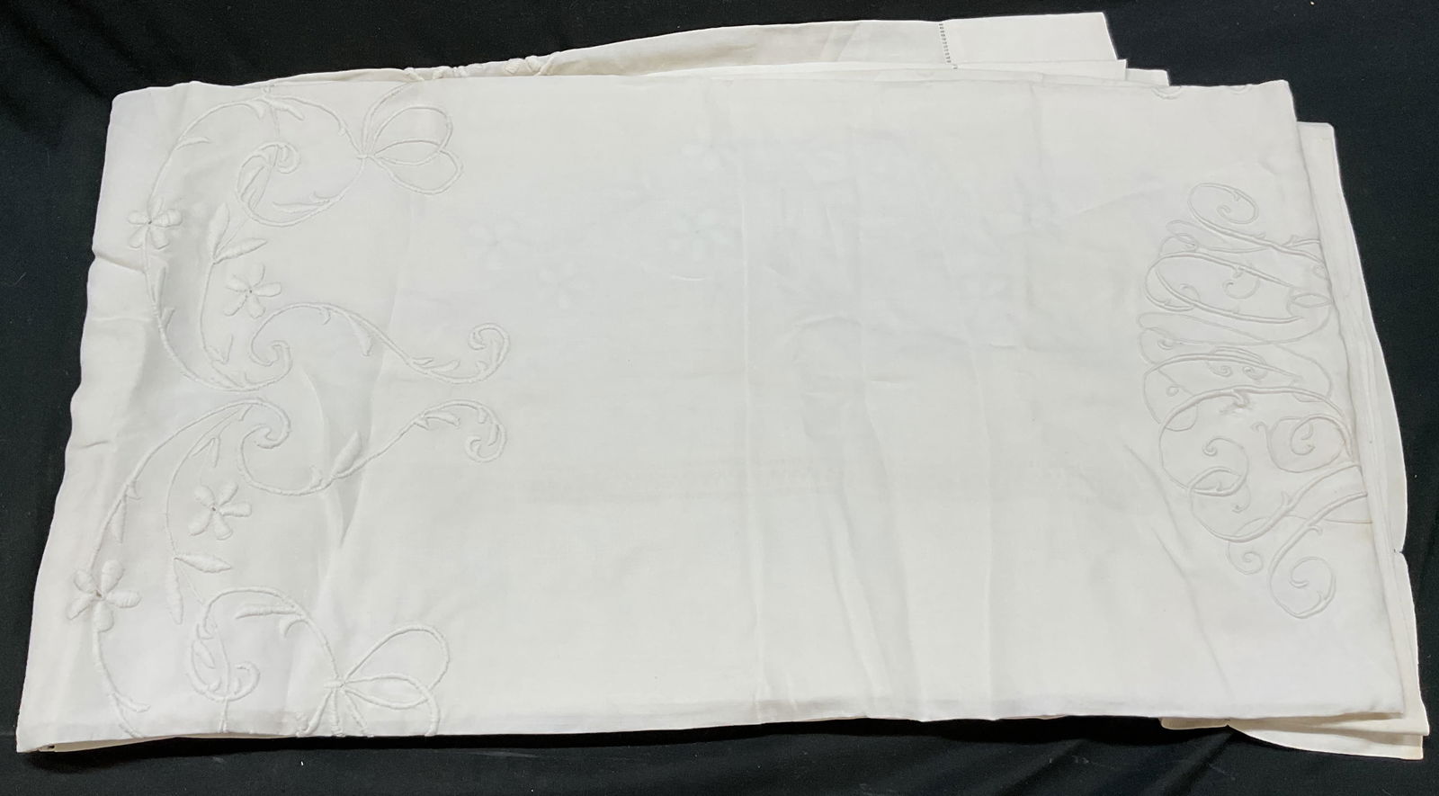 Vintage White Embroidered Linen Tablecloth (1 of 6)