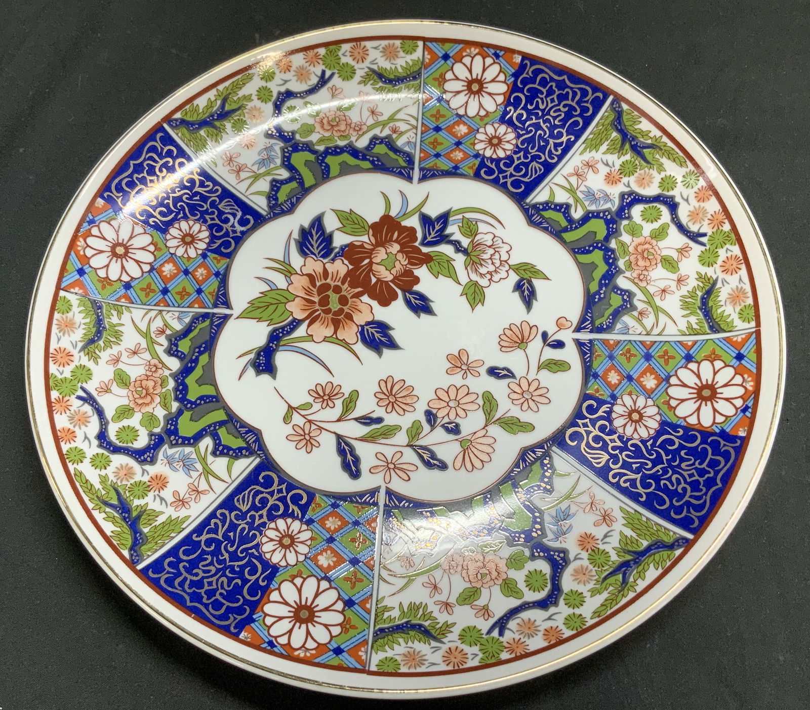 Vtg Imari Style Porcelain Plate JAPAN (1 of 6)
