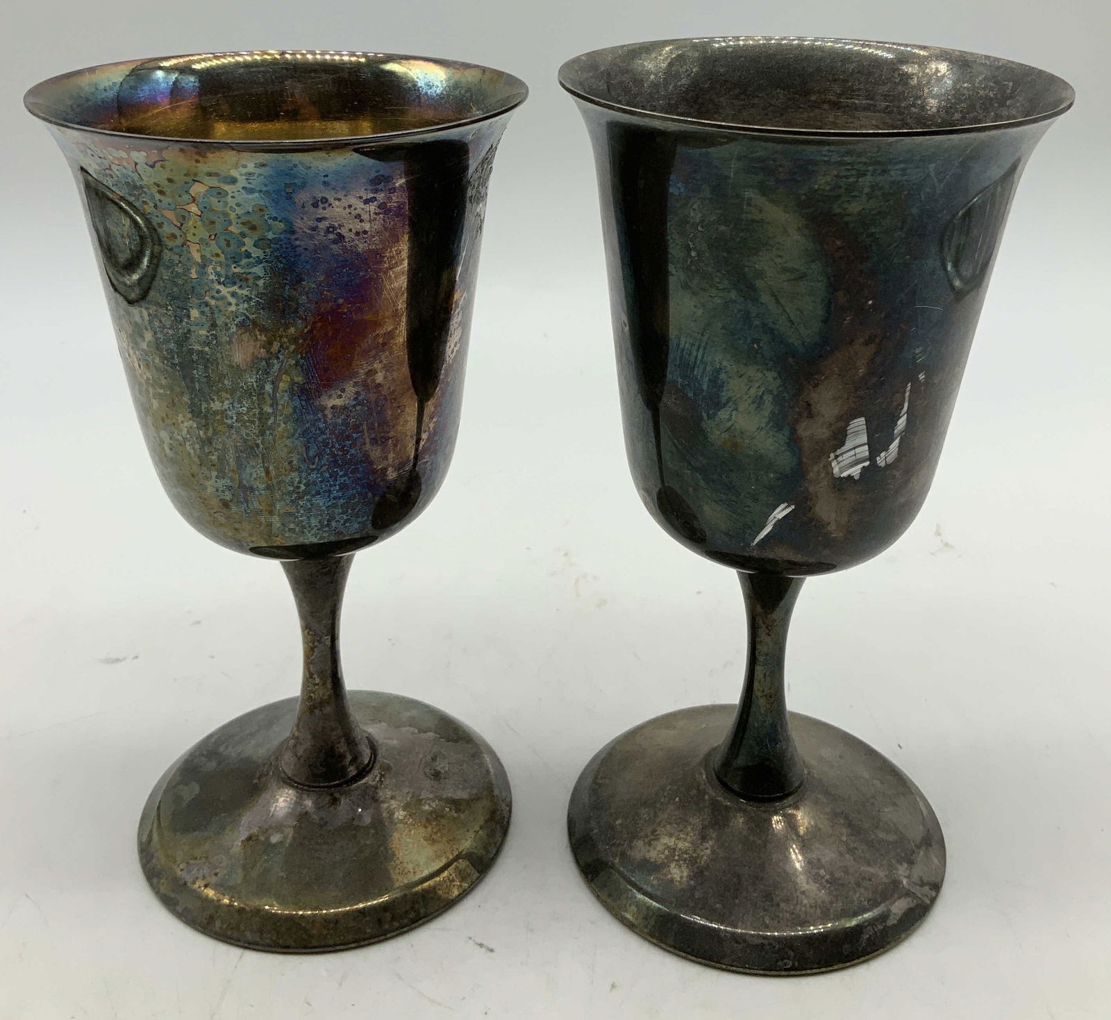 Pair Vtg Commonwealth Silver Plated Goblets (1 of 7)