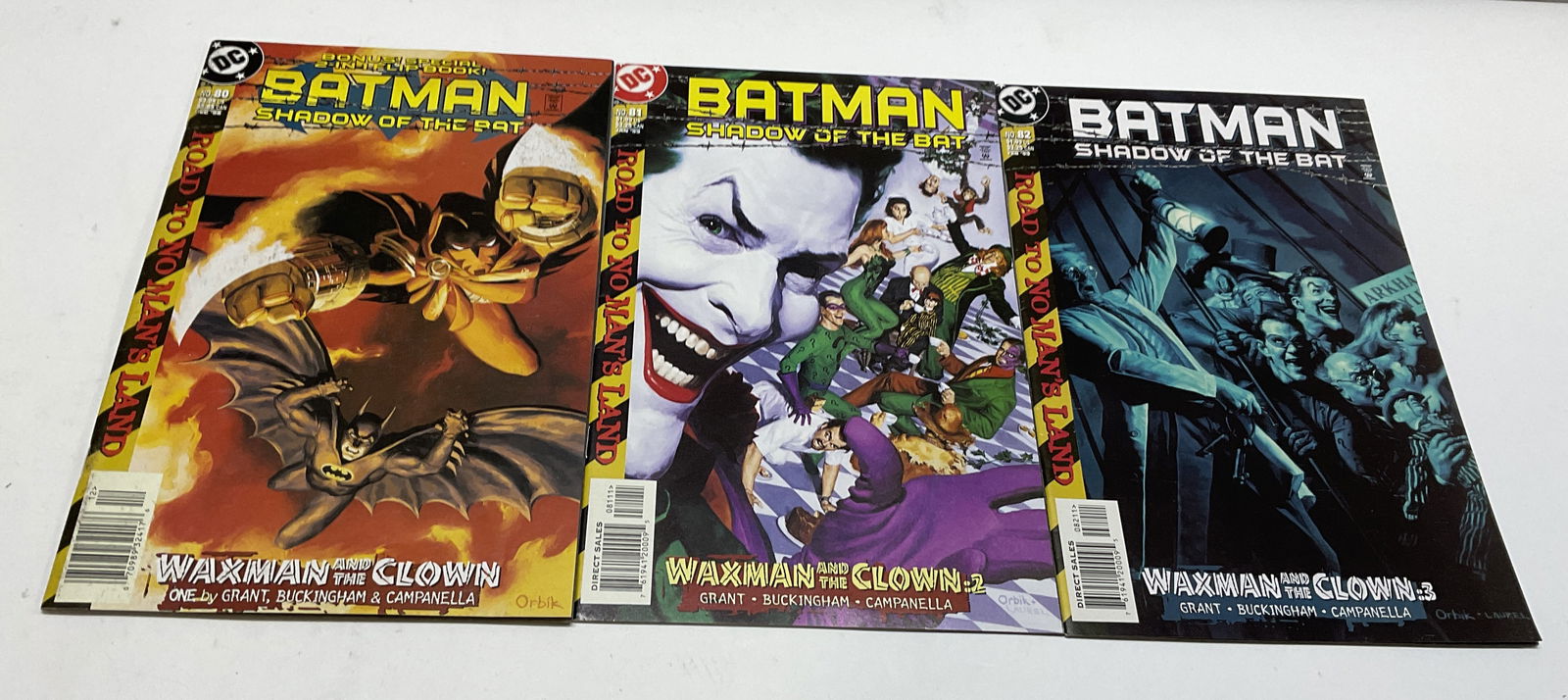 Lot 3 Batman Shadow of Bat Comic Bk 98 & 99: Lot 3 Batman Shadow of Bat Comic Bk 98 & 99. Waxman and the Clown story 1-3. Features Batman 2-In-1 Shadow of the Bat #80/Azrael Agent of the Bat #47 98, Batman Shadow of the Bat #81 99, and