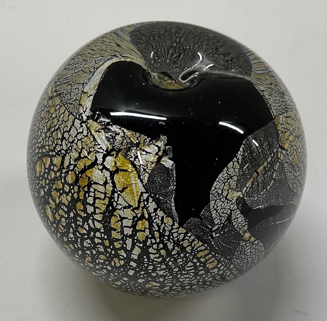 Signed Hand-Blown Paperweight 1990 (1 of 11)
